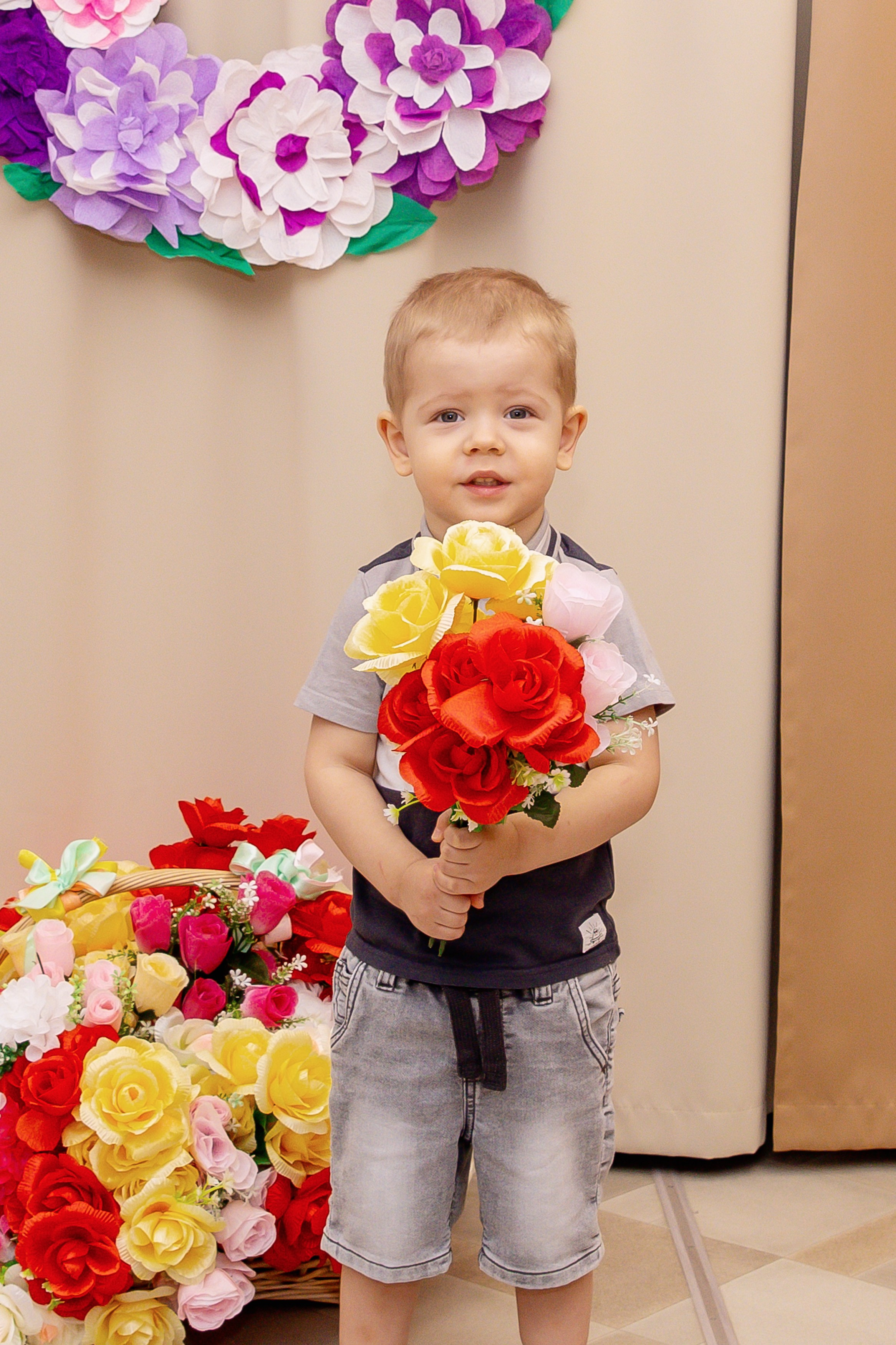 Фото и видео на выпускной в школе и детском саду. Свадебный, семейный видеограф и фотограф в Екатеринбурге Николай Рыков