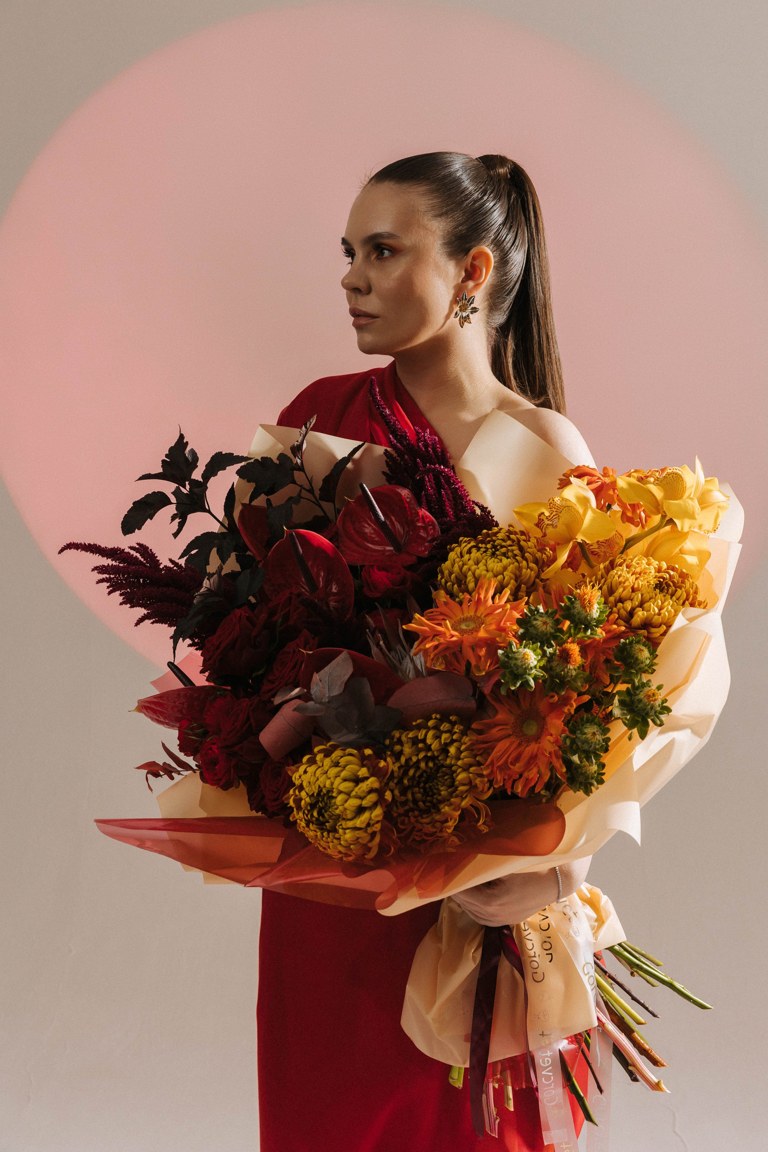 Gorcvet. Э Т О М Ы