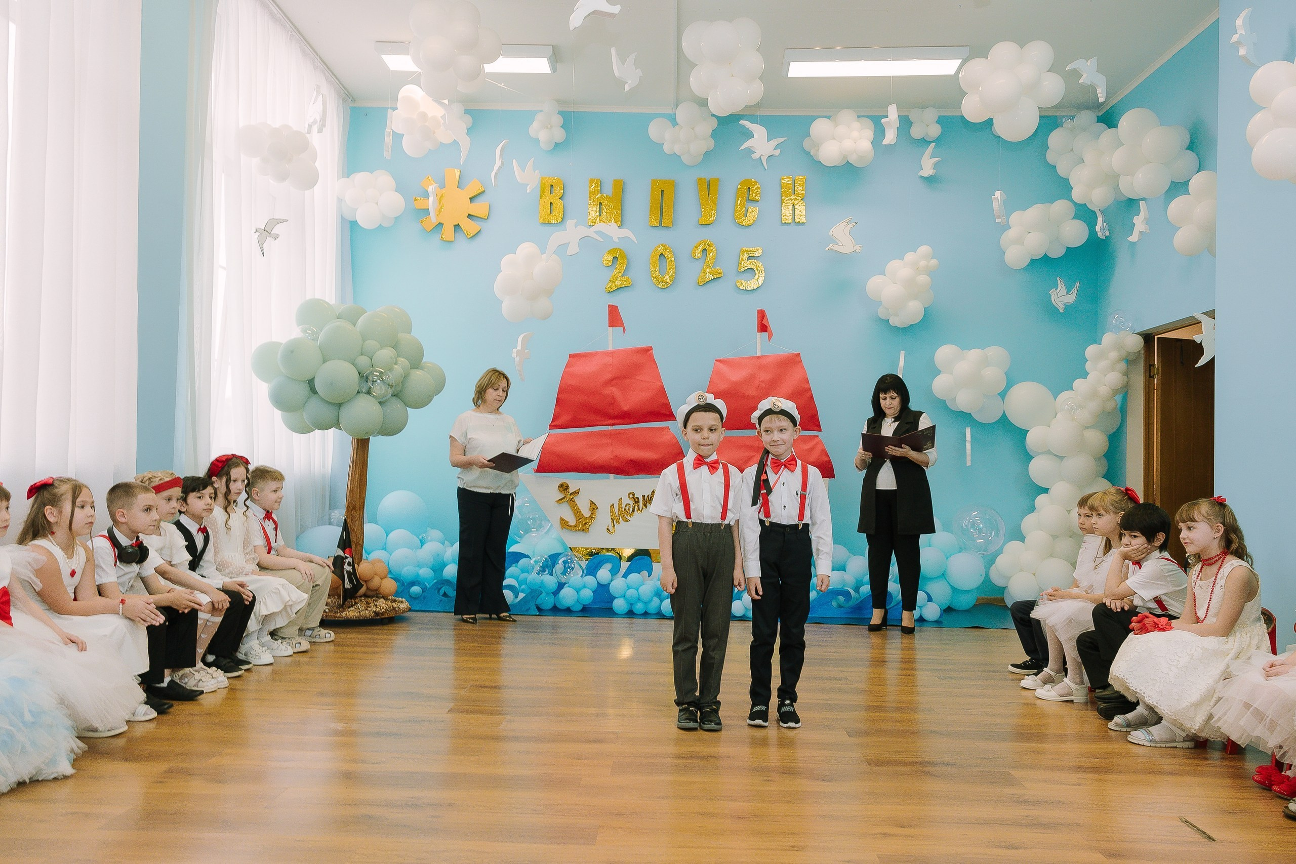 Выпускной 10 ДС. Выпускные альбомы Натальи Бутко: Новороссийск, Анапа, Геленджик