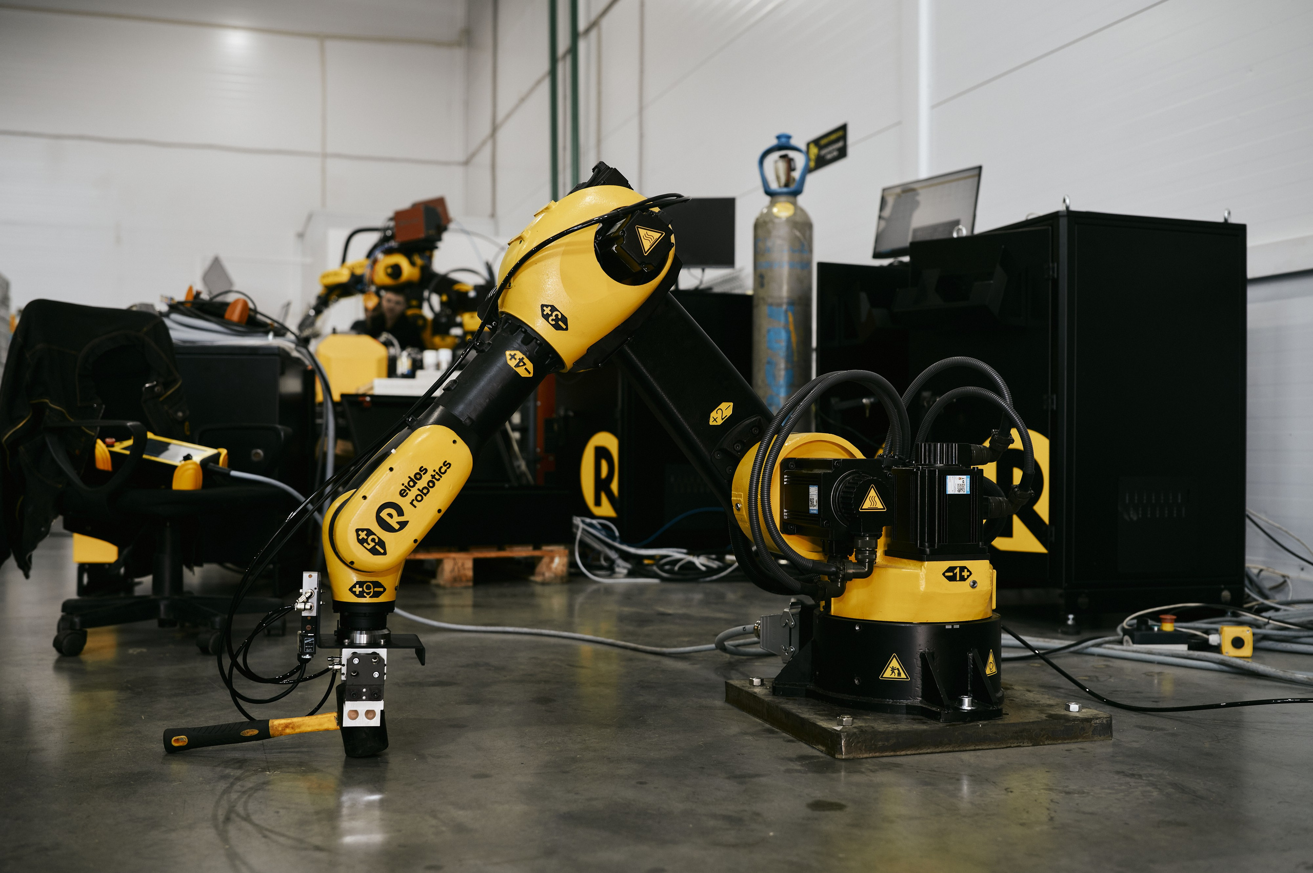 «Эйдос Робототехника». Коммерческий фотограф в Казани Ксения Добролюбова