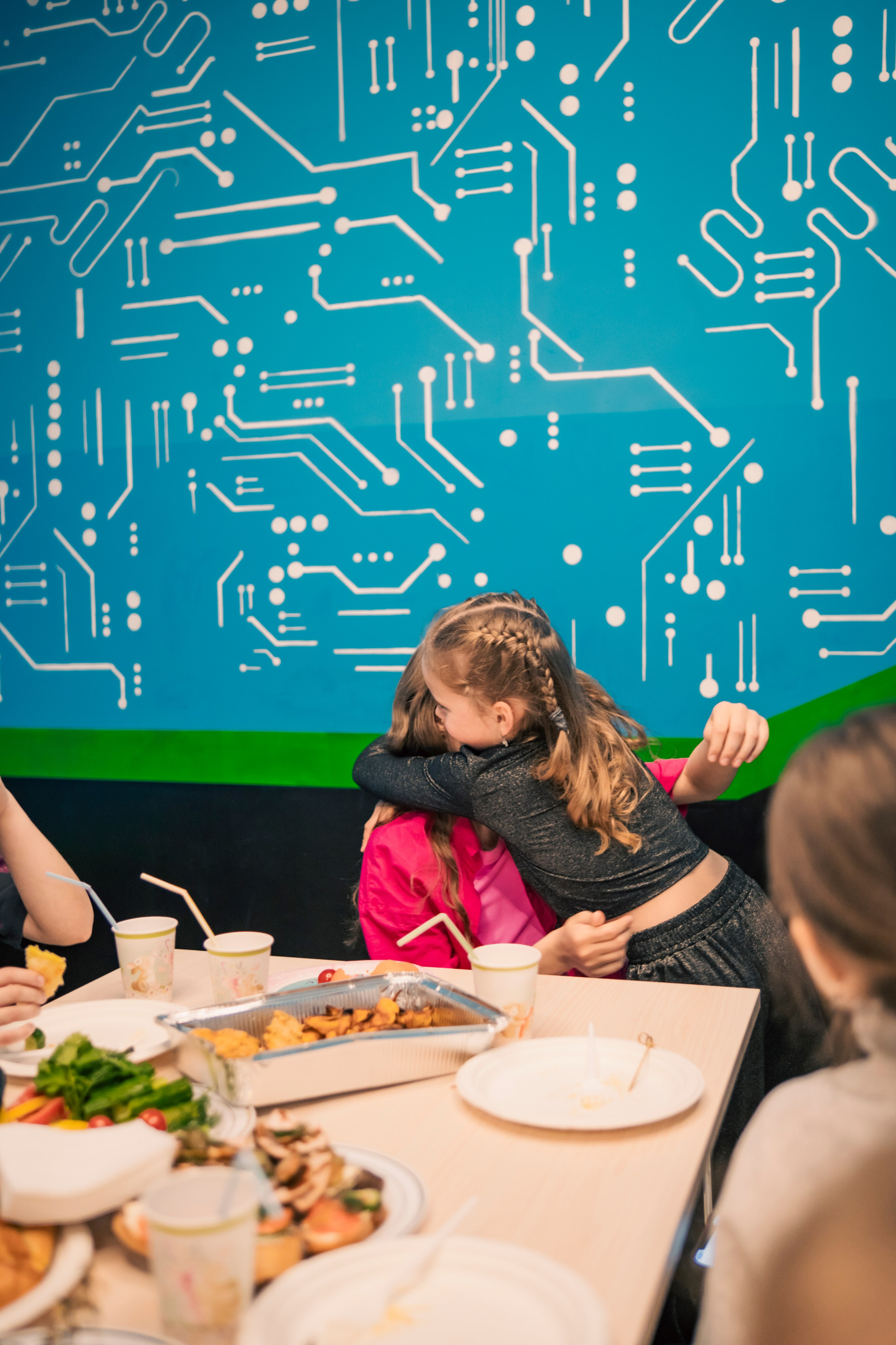 VR April-May. Felixtones