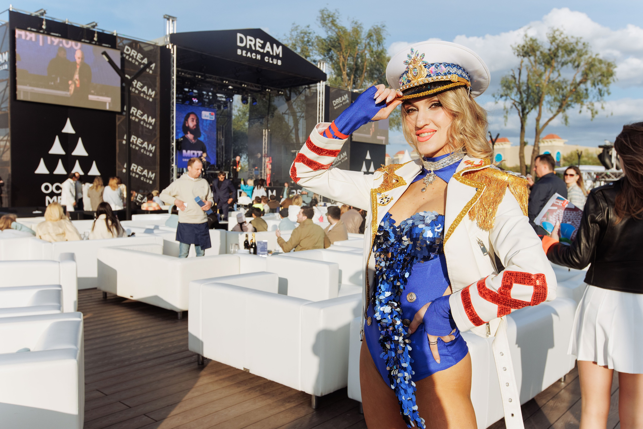 Остров мечты Dream Beach Club (Открытие открытого бассейна в Москве). Репортажный фотограф на мероприятие в Москве Алексей Терентьев