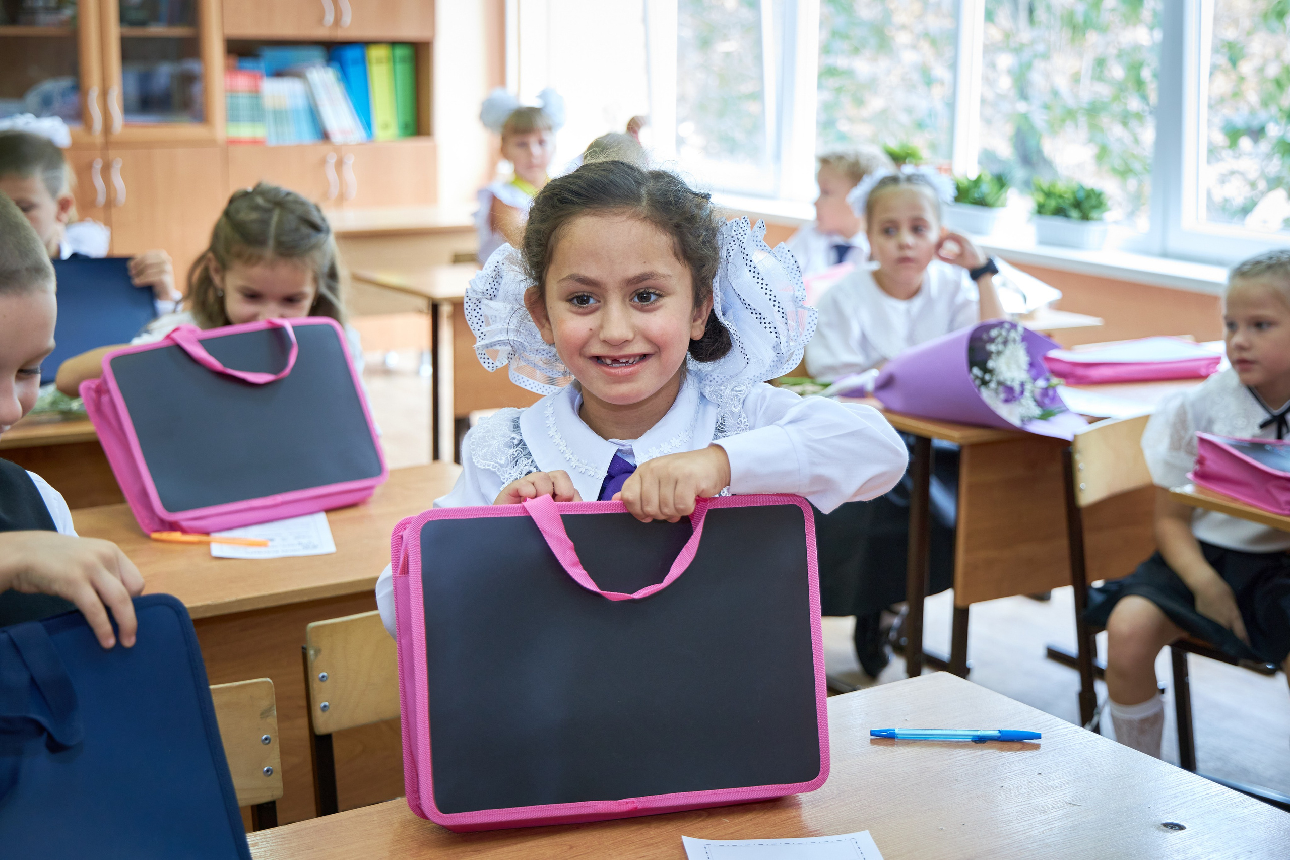 Линейки, выпускные, утренники, праздники