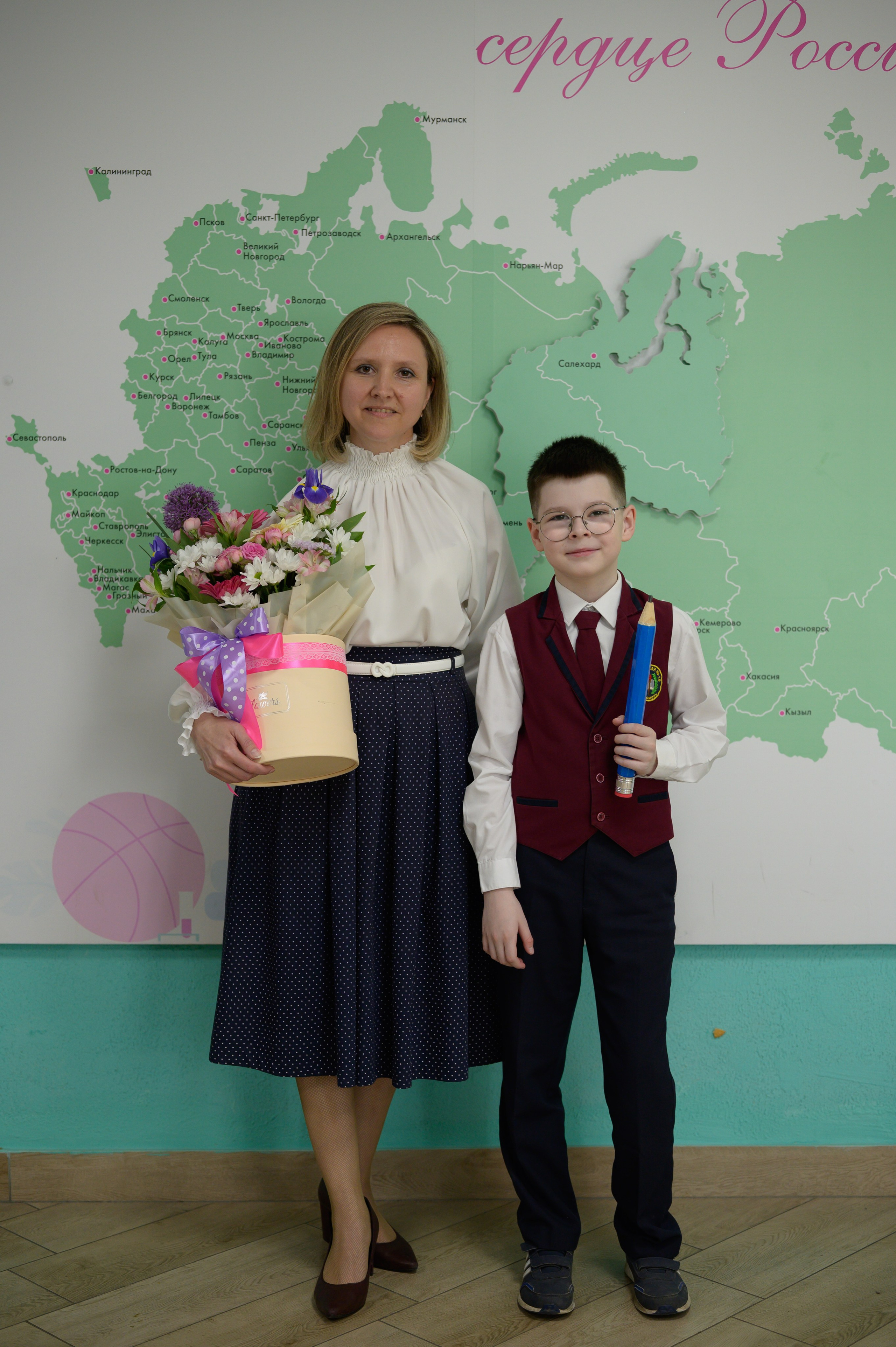 Выпускной 4Б гимназия № 16. Фотограф новорожденных, семейный детский в Тюмени Татьяна Морозова