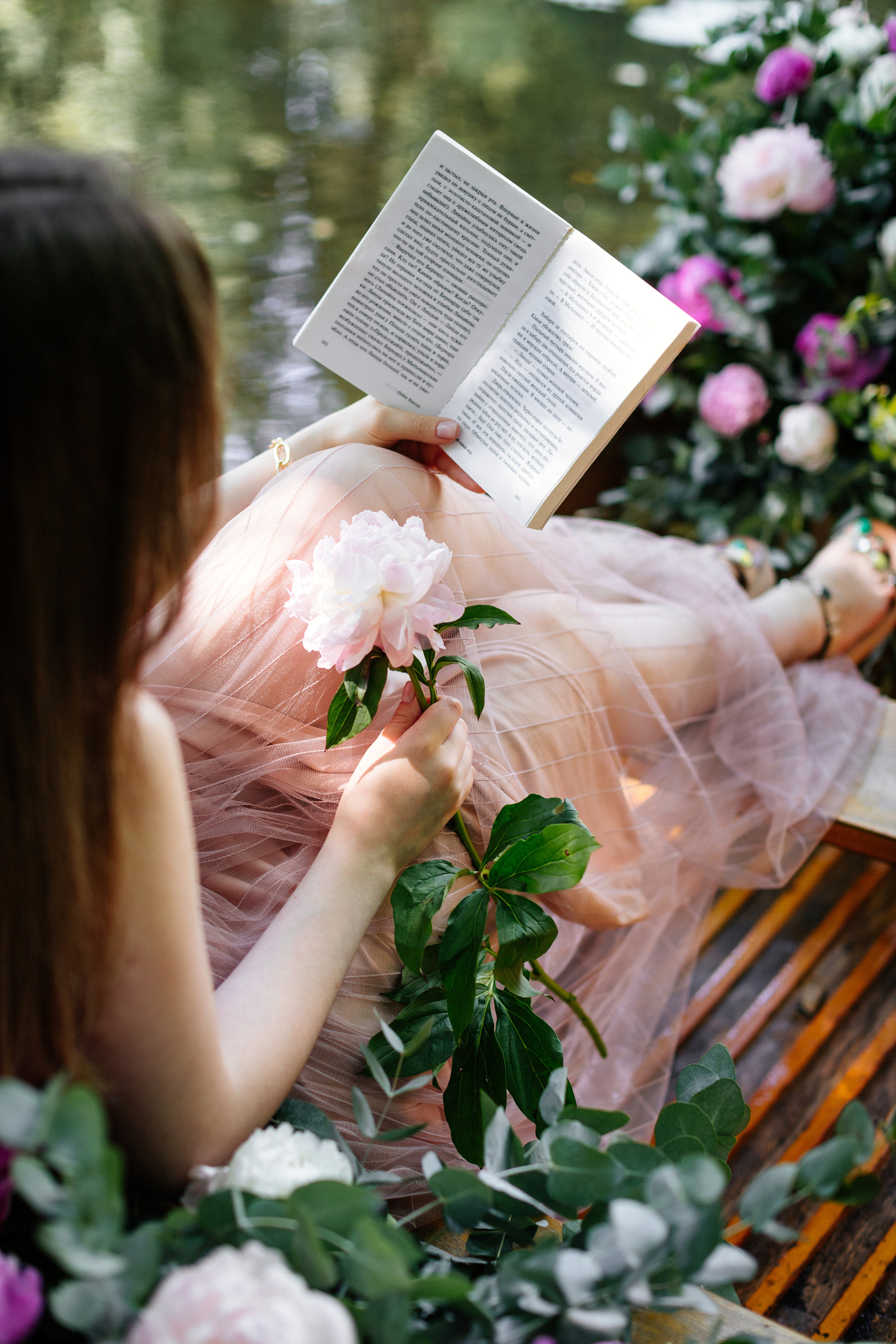 Съёмка на лодке. Фотограф Полина Лытнева