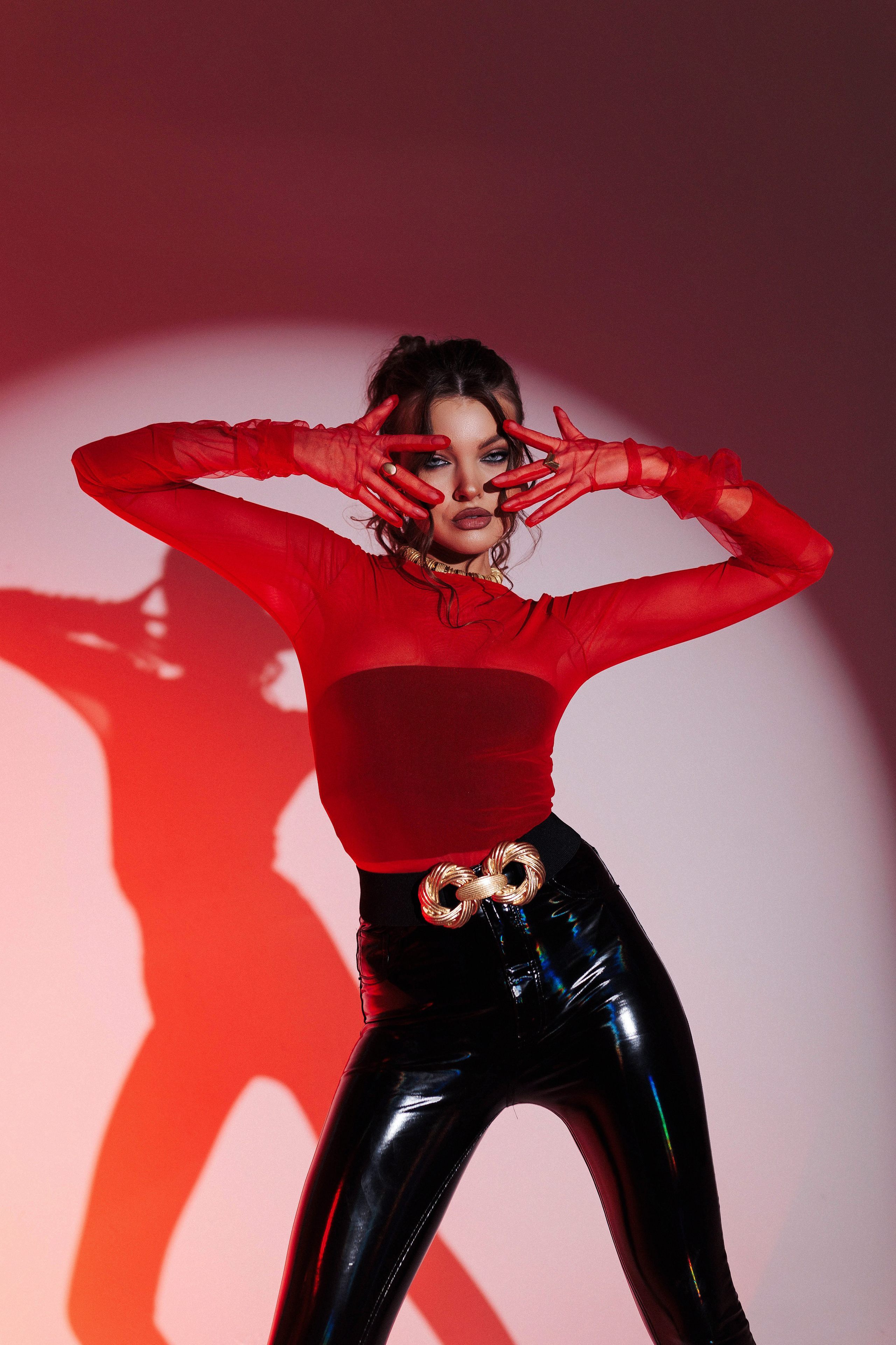 С искусственным светом. Фотограф Полина Лытнева