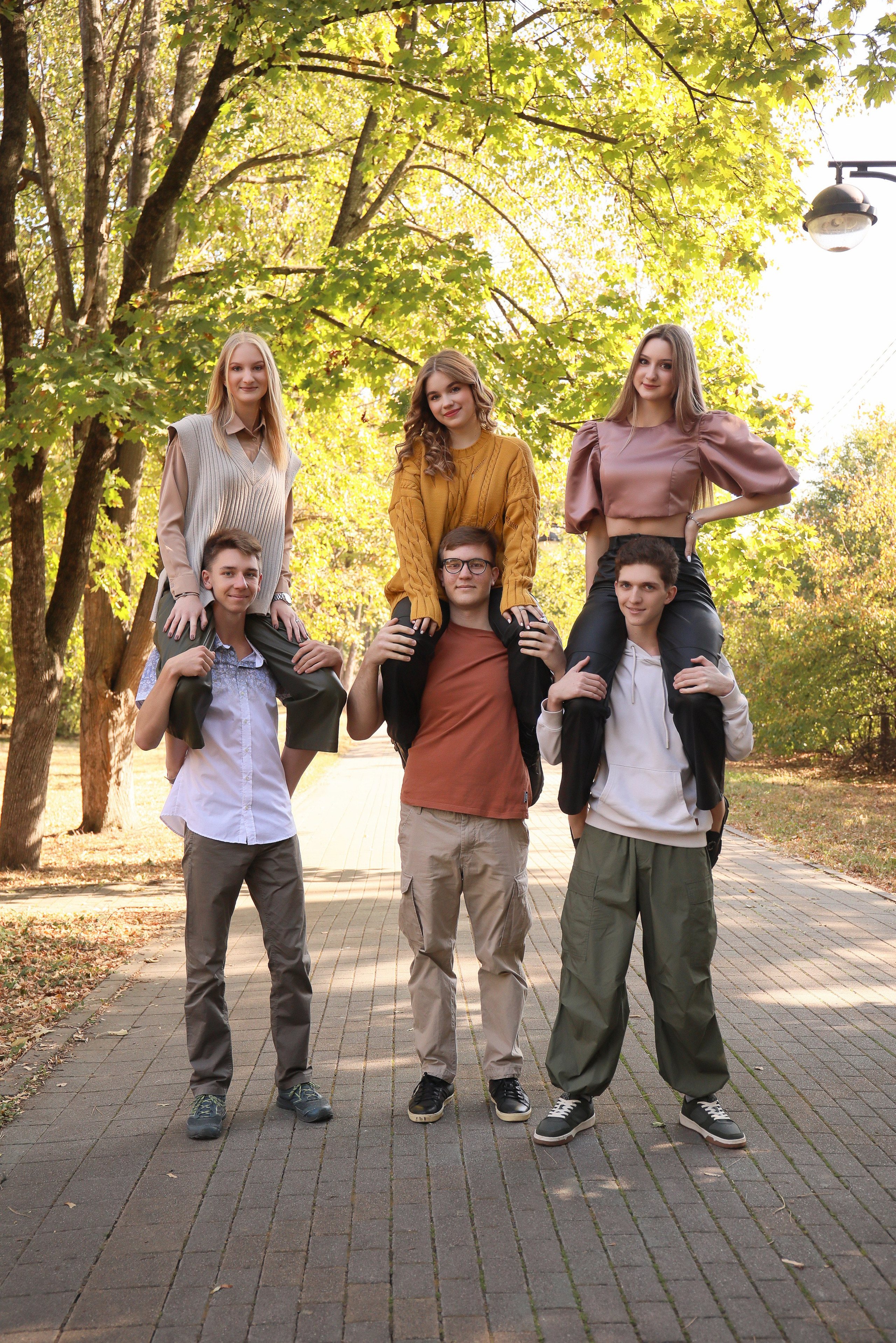 Выпускной альбом (Гимназия 87). Детский семейный фотограф Краснодар