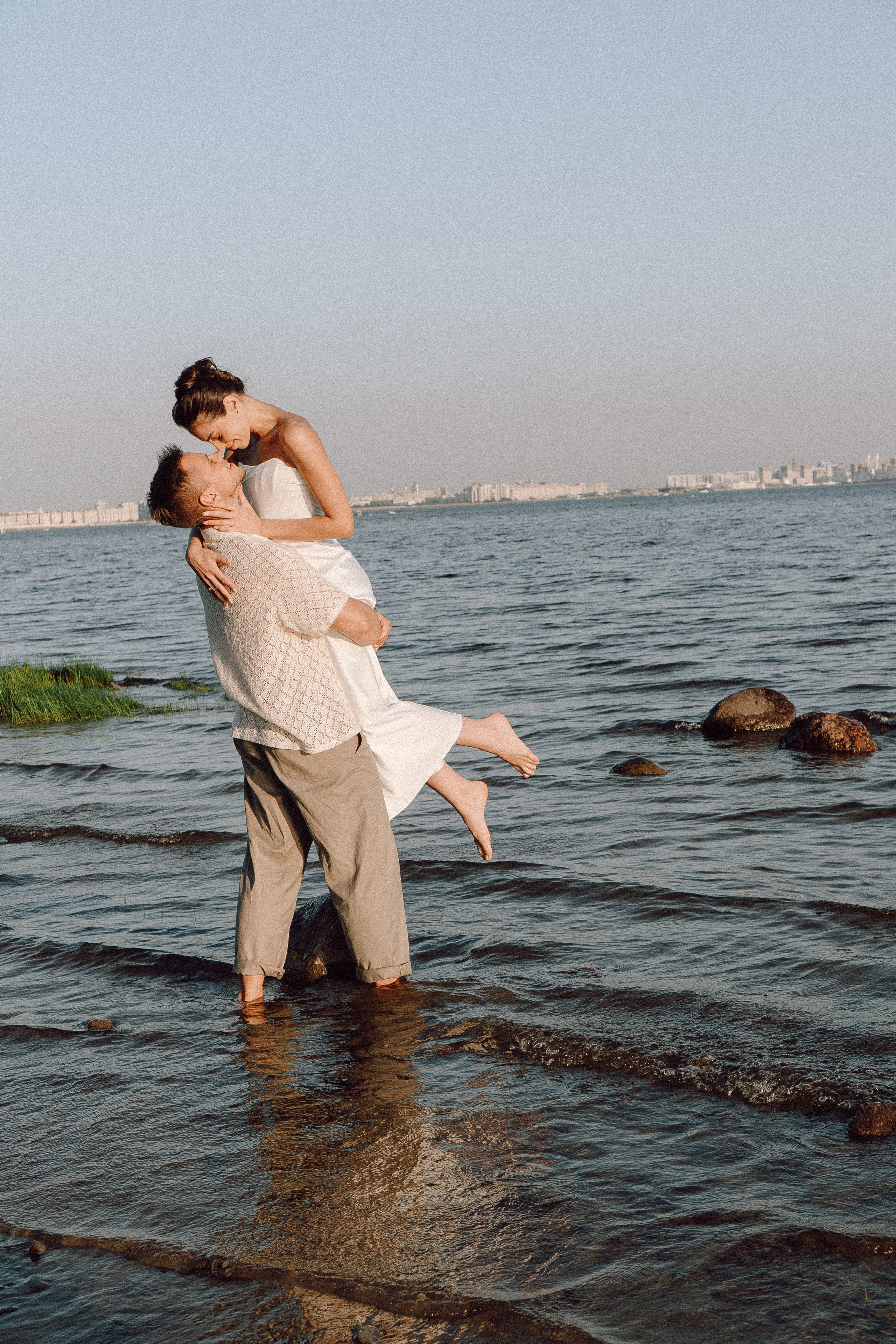 СВАДЕБНАЯ ФОТОСЕССИЯ ВЫЕЗДНОЙ ЦЕРЕМОНИИ (ФИНСКИЙ ЗАЛИВ). Профессиональный фотограф, Санкт-Петербург — Виктория Богомолова