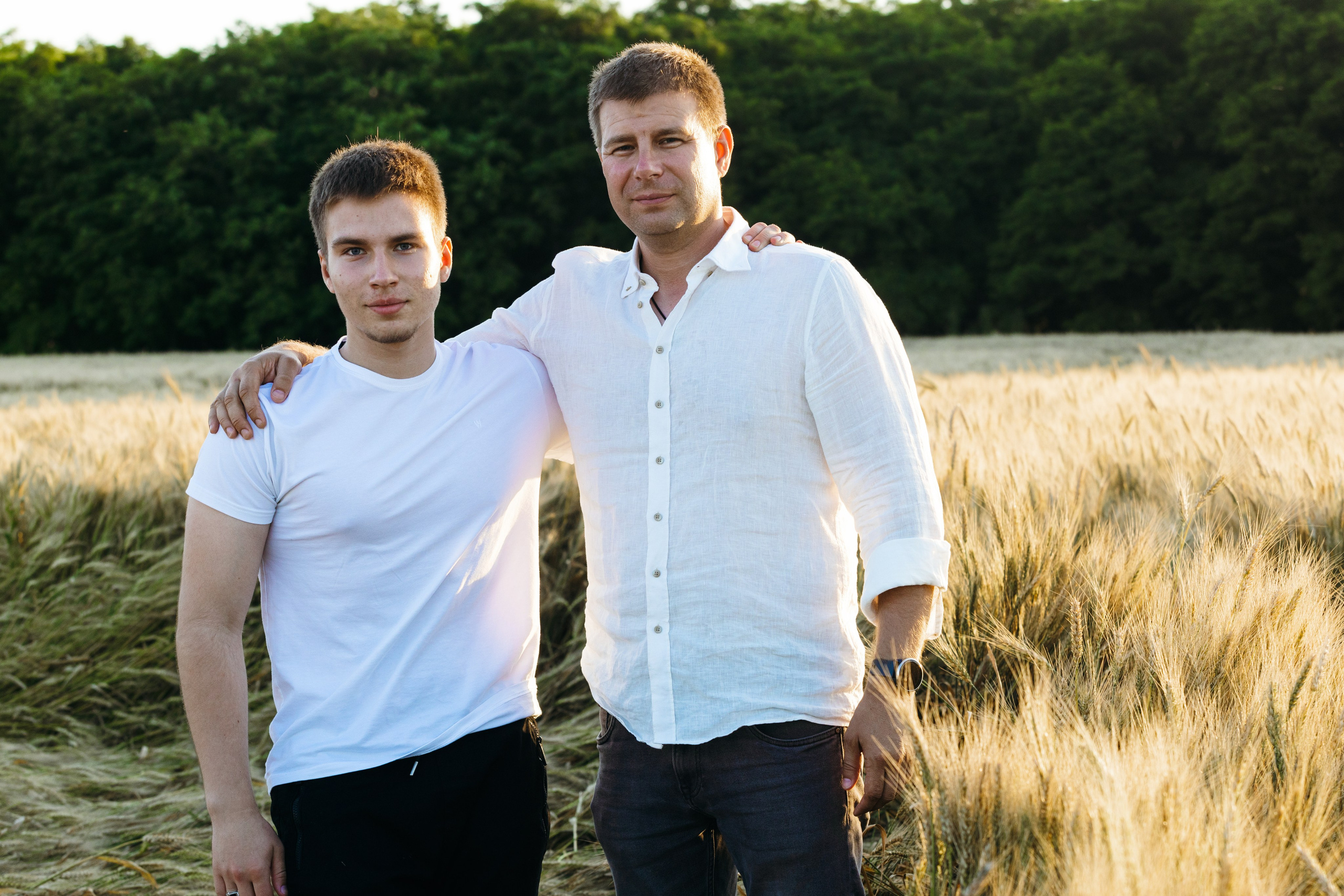 Семейная фотосессия в пшеничном поле. Свадебный и семейный фотограф в Краснодарском крае Мария Данилкина