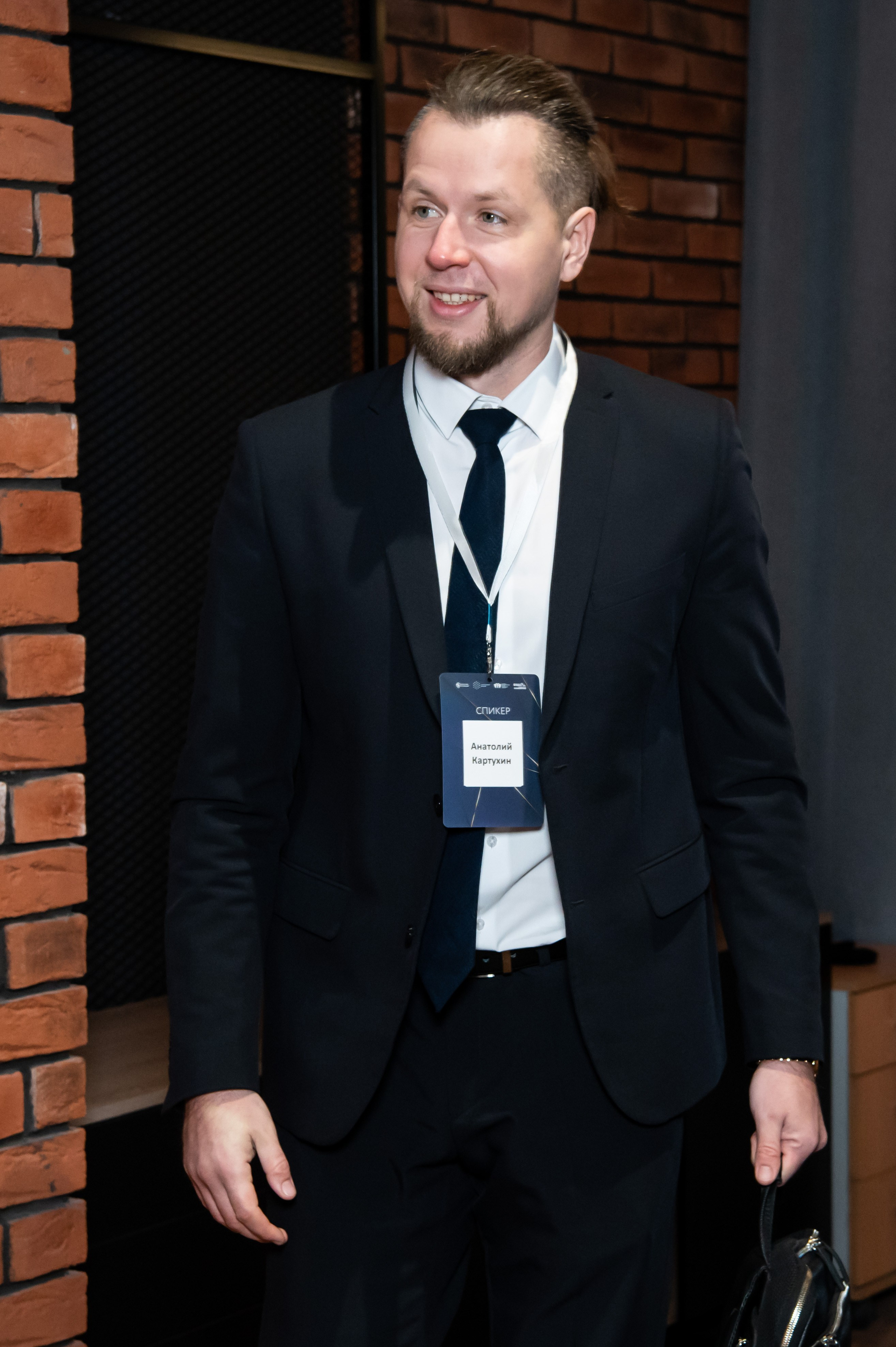 КОВОРКИНГ_РЕПОРТАЖ. Репортажный и семейный фотограф в Тюмени Владислав Шадиков