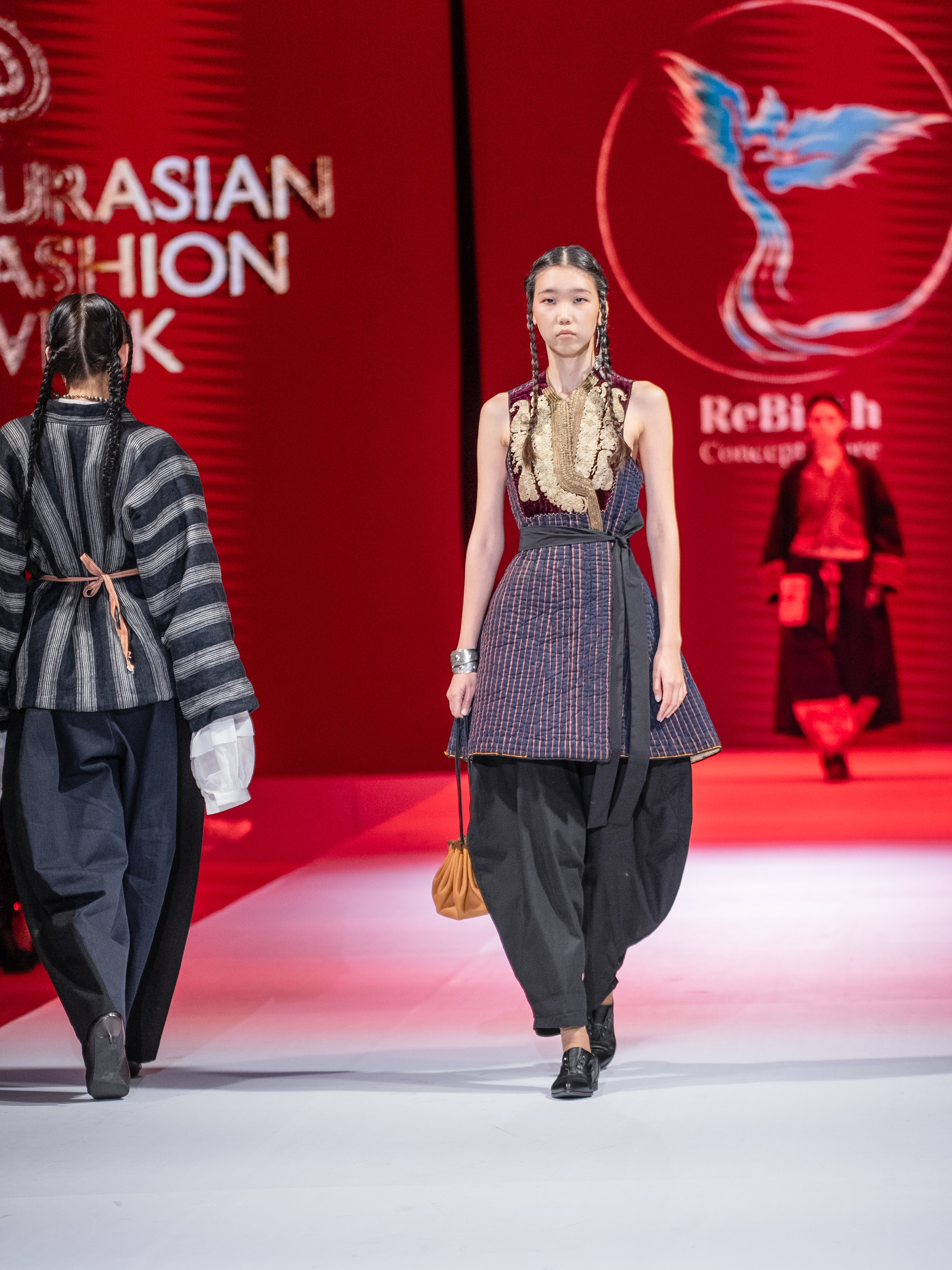 EURASIAN FASHION WEEK Reberth. Сайт Алматинского НЮ АРТ, будуар и фэшн фотографа Дениса Карпенко