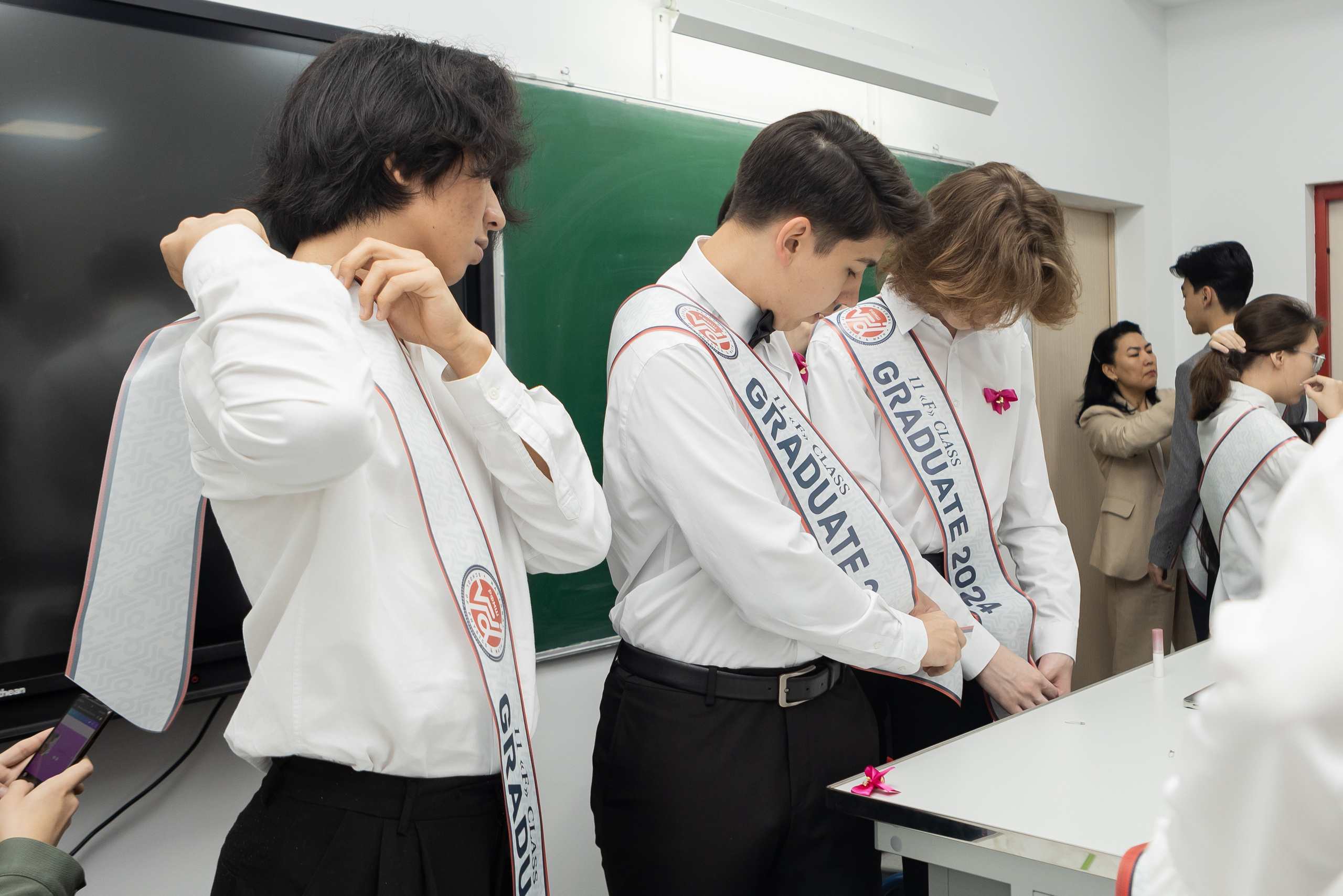 Вручениe | Линейка. Фото и видеосъемка в Алматы