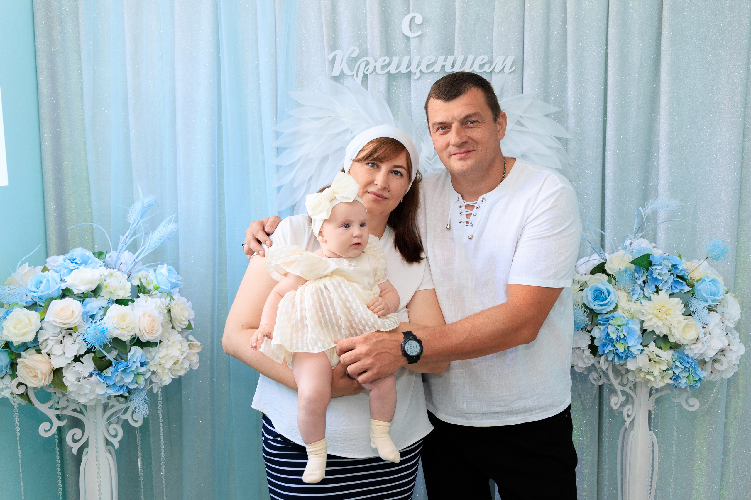 Фотосъёмка таинства крещения и крестин в городах Я фотограф снимающий венчания в городах Минеральные Воды, Пятигорск, Кисловодск, Ессентуки,. Репортажный и свадебный фотограф Пятигорск и КМВ