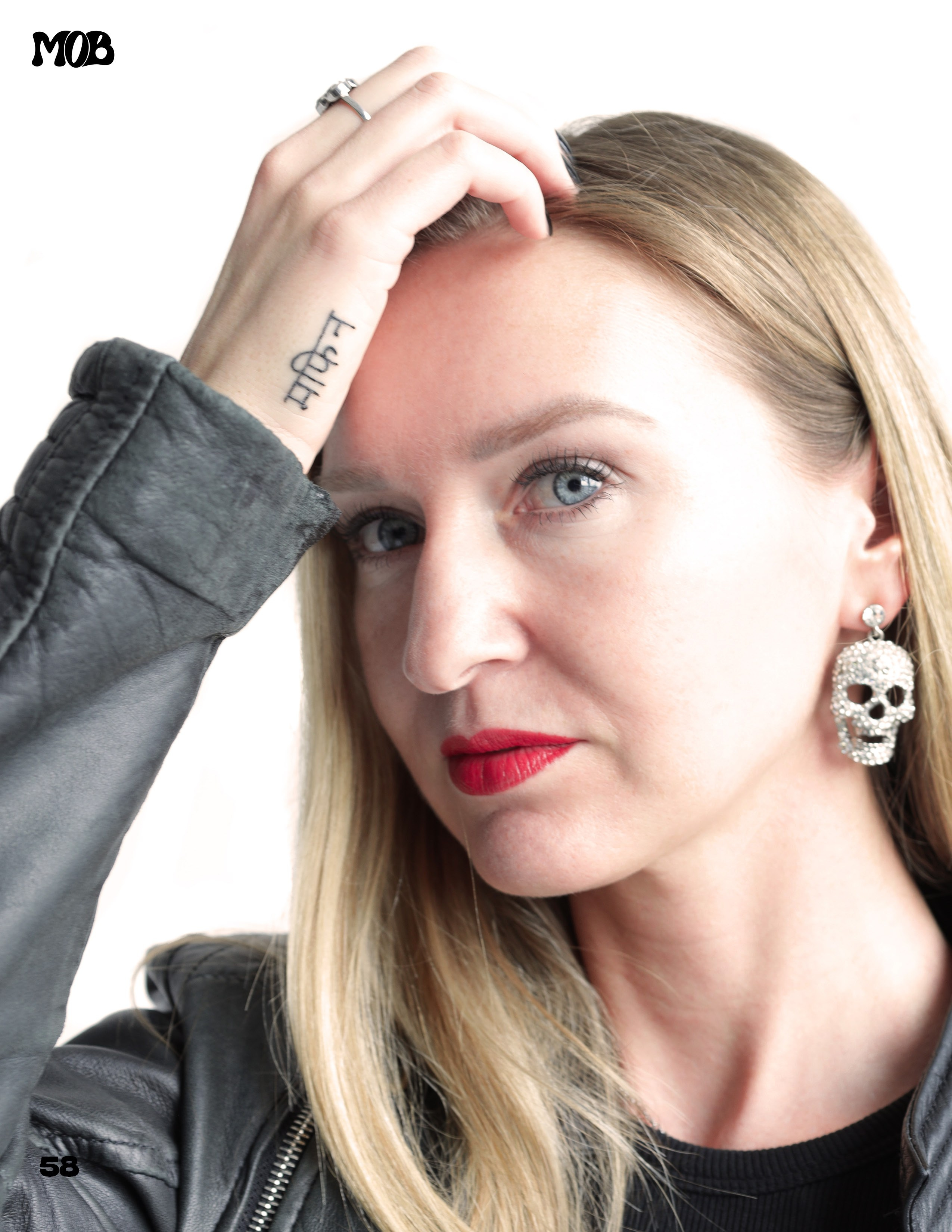 Публикация в журнале MOB, серьги со стразами, серьги черепа, косуха