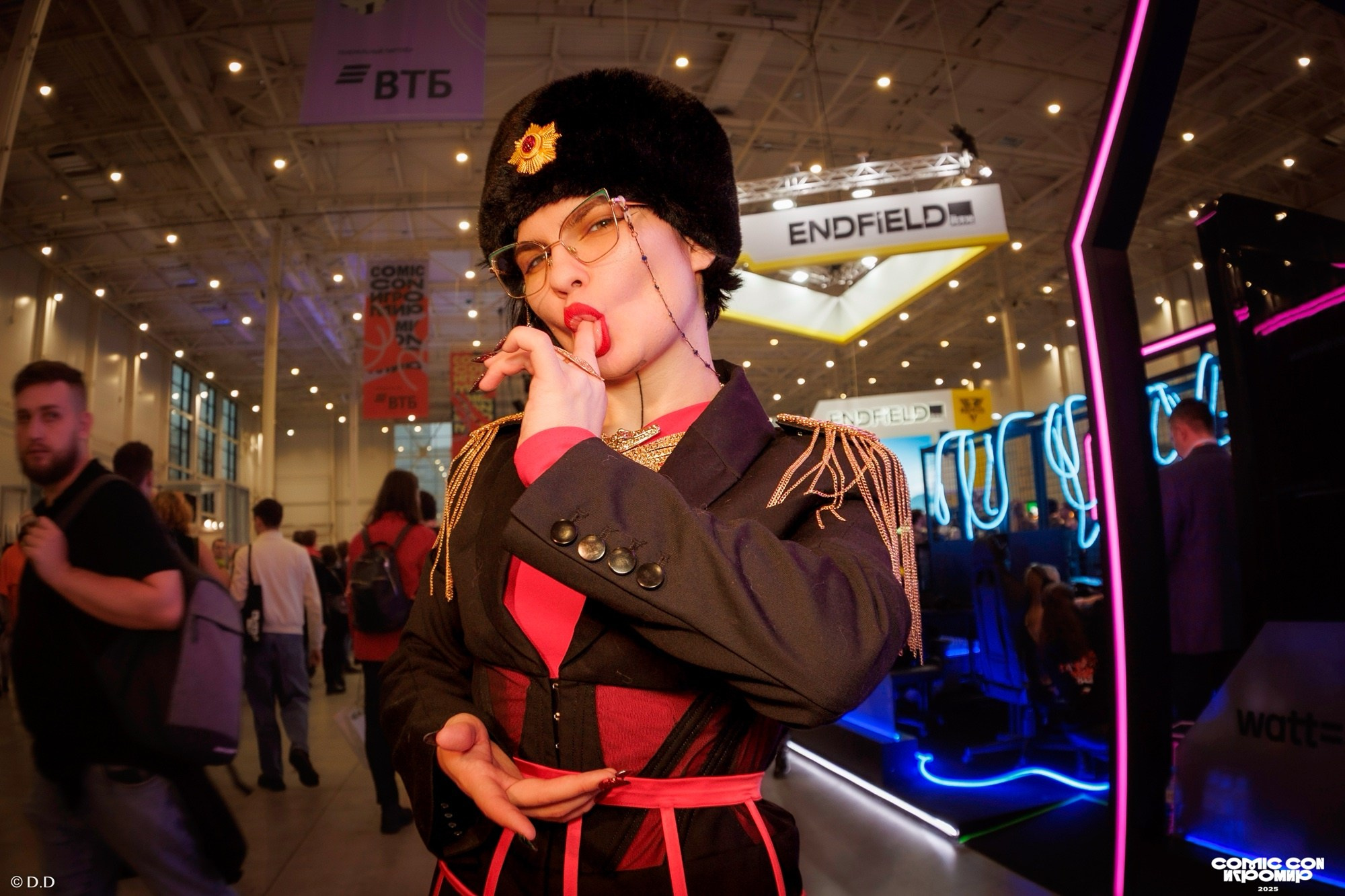 Comic Con Игромир 2025. Различные мероприятия и просто фотографии людей