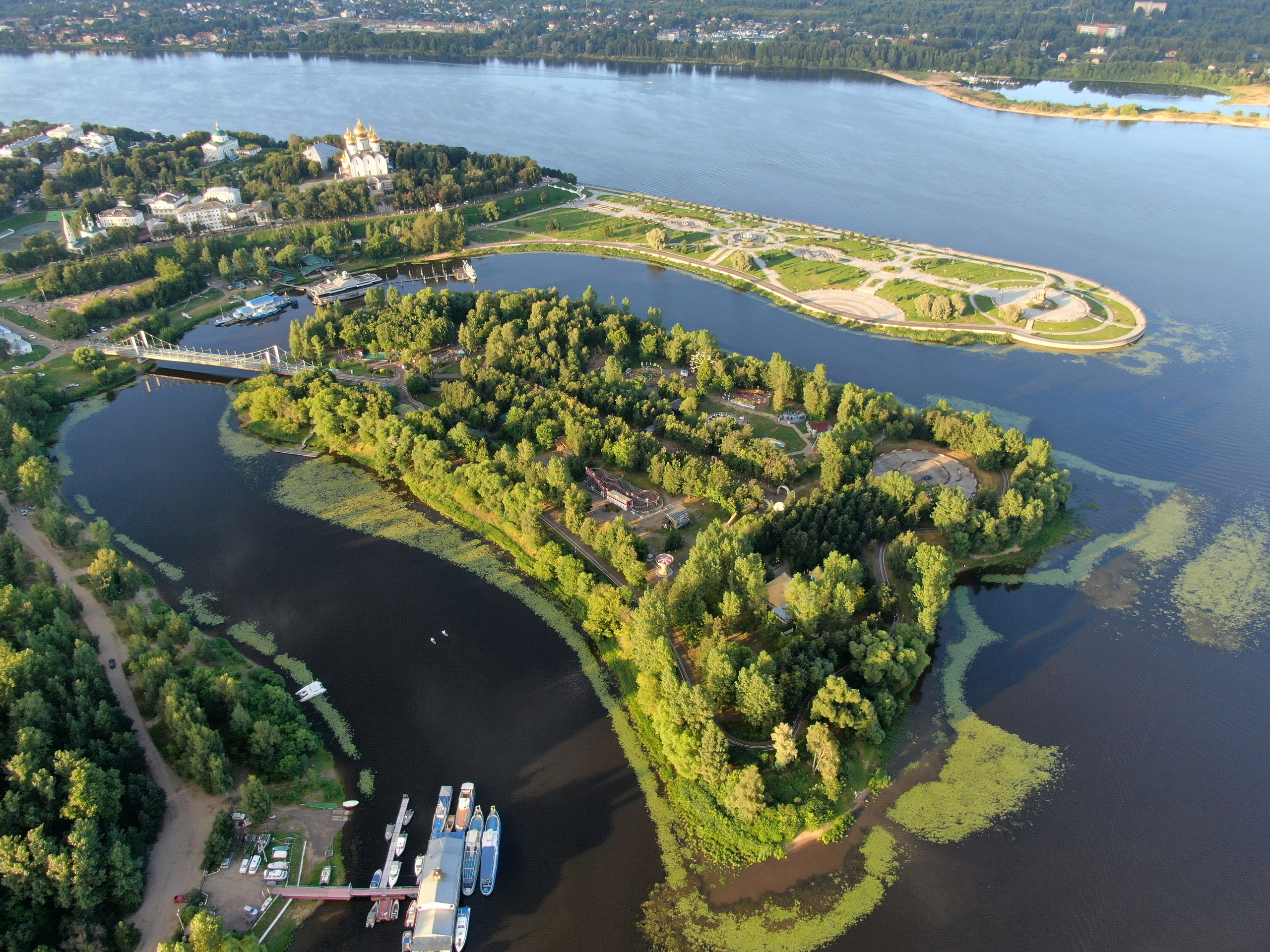 Аэросъёмка в Ярославле дрон квадрокоптер — портфолио Грибов Медиа. Фото и видеосъёмка в Ярославле | Грибов Медиа контент студия  — от 2500 ₽/час