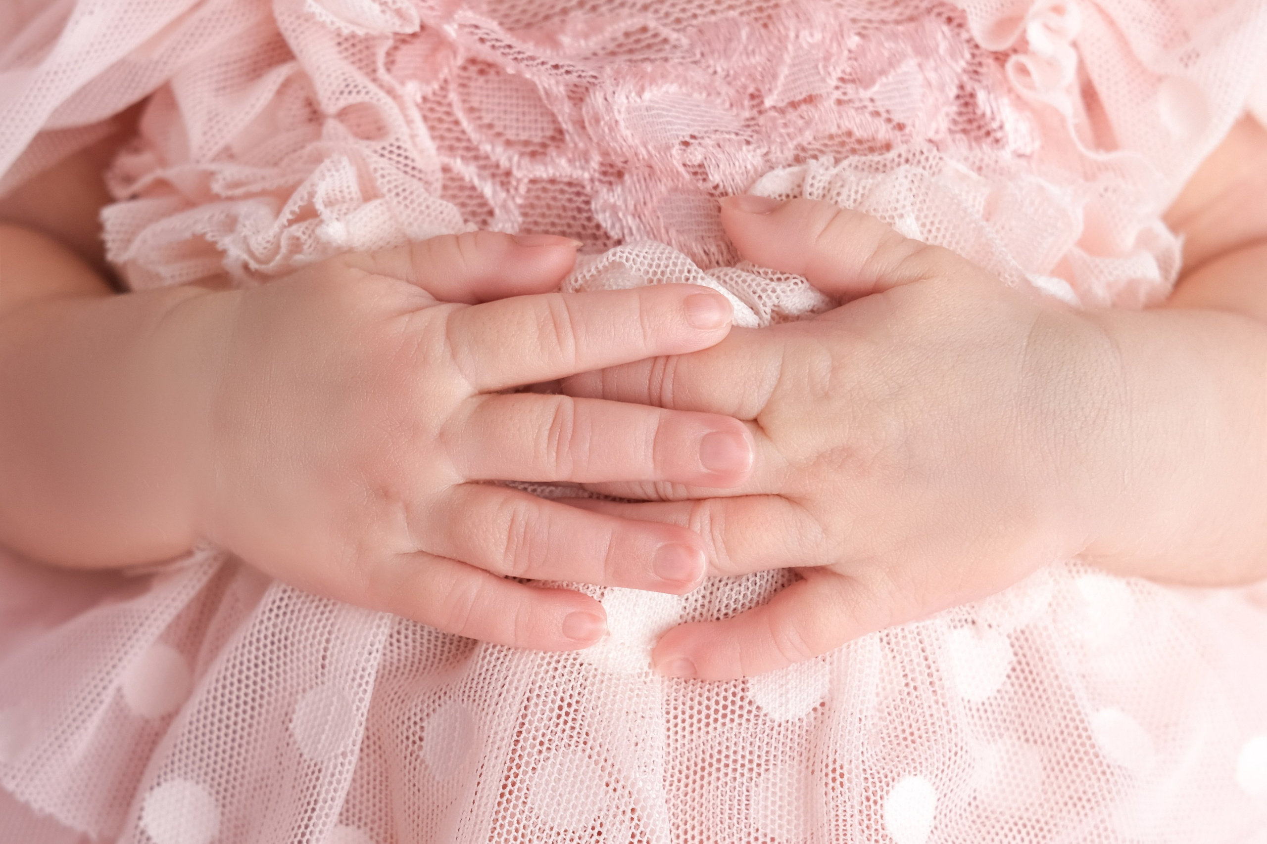 Новорожденные. Фотограф новорожденных в Караганде