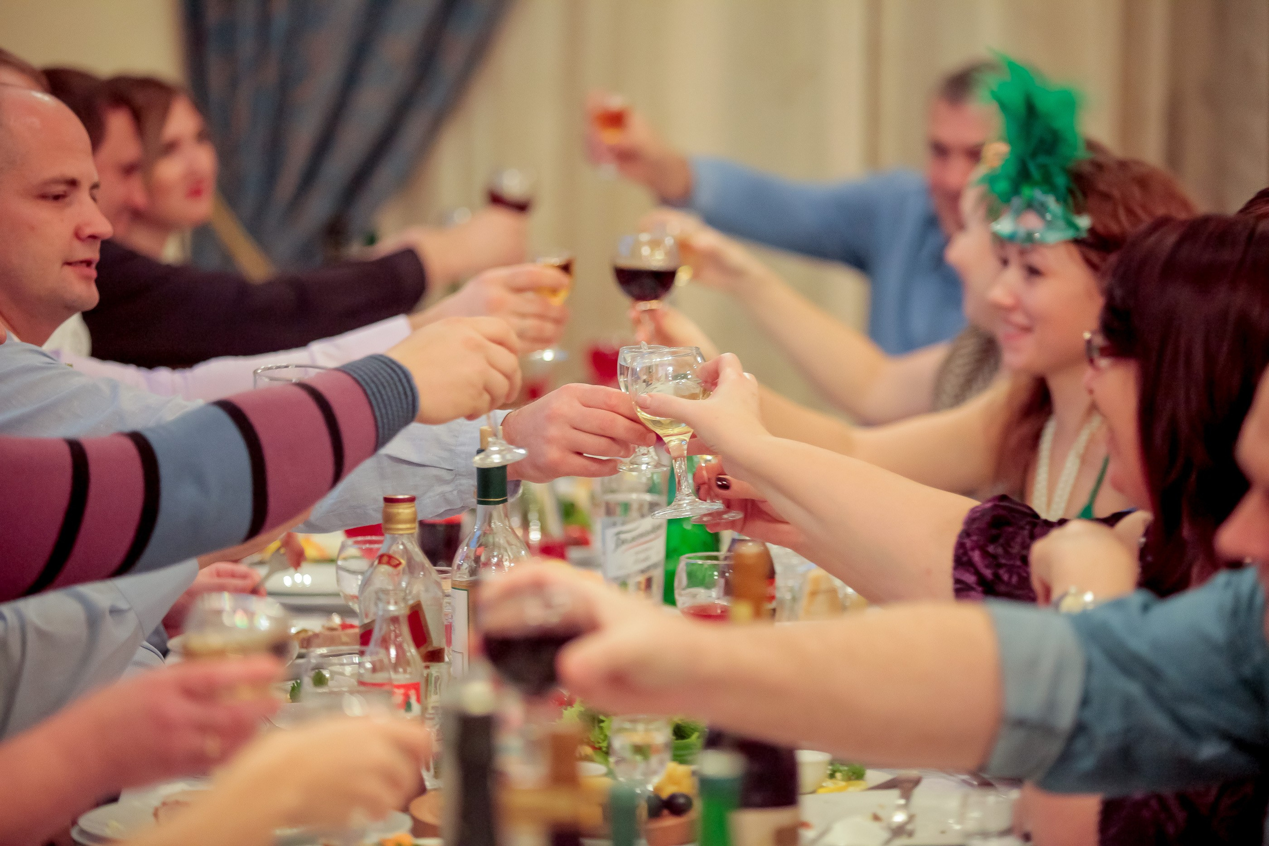 Корпоратив. Max Matvich and Victoria Basova are professionals in their field