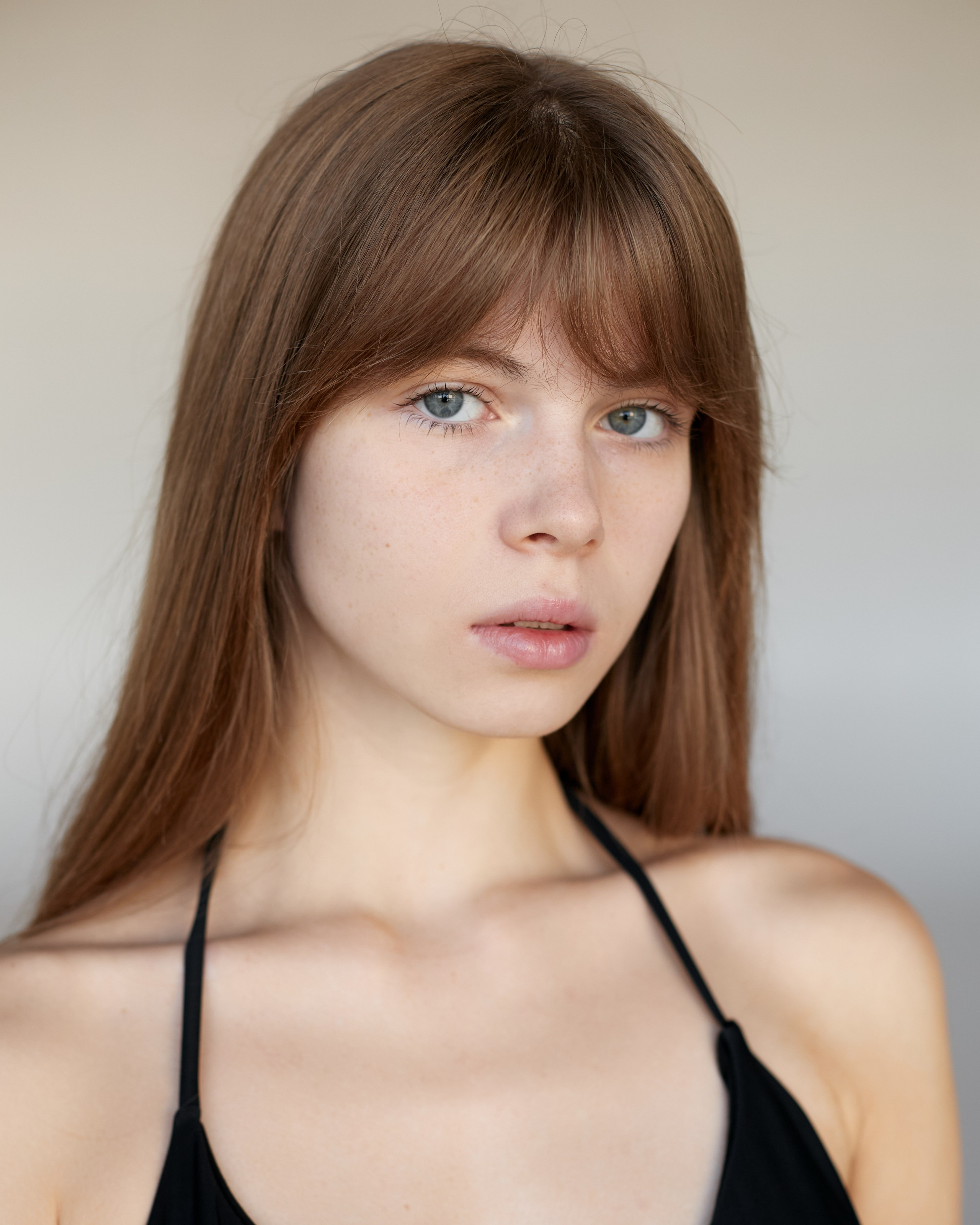 Snapshots (polaroids) — pret-a-porter Model Agency. Юрина Полина, фотограф из Екатеринбурга