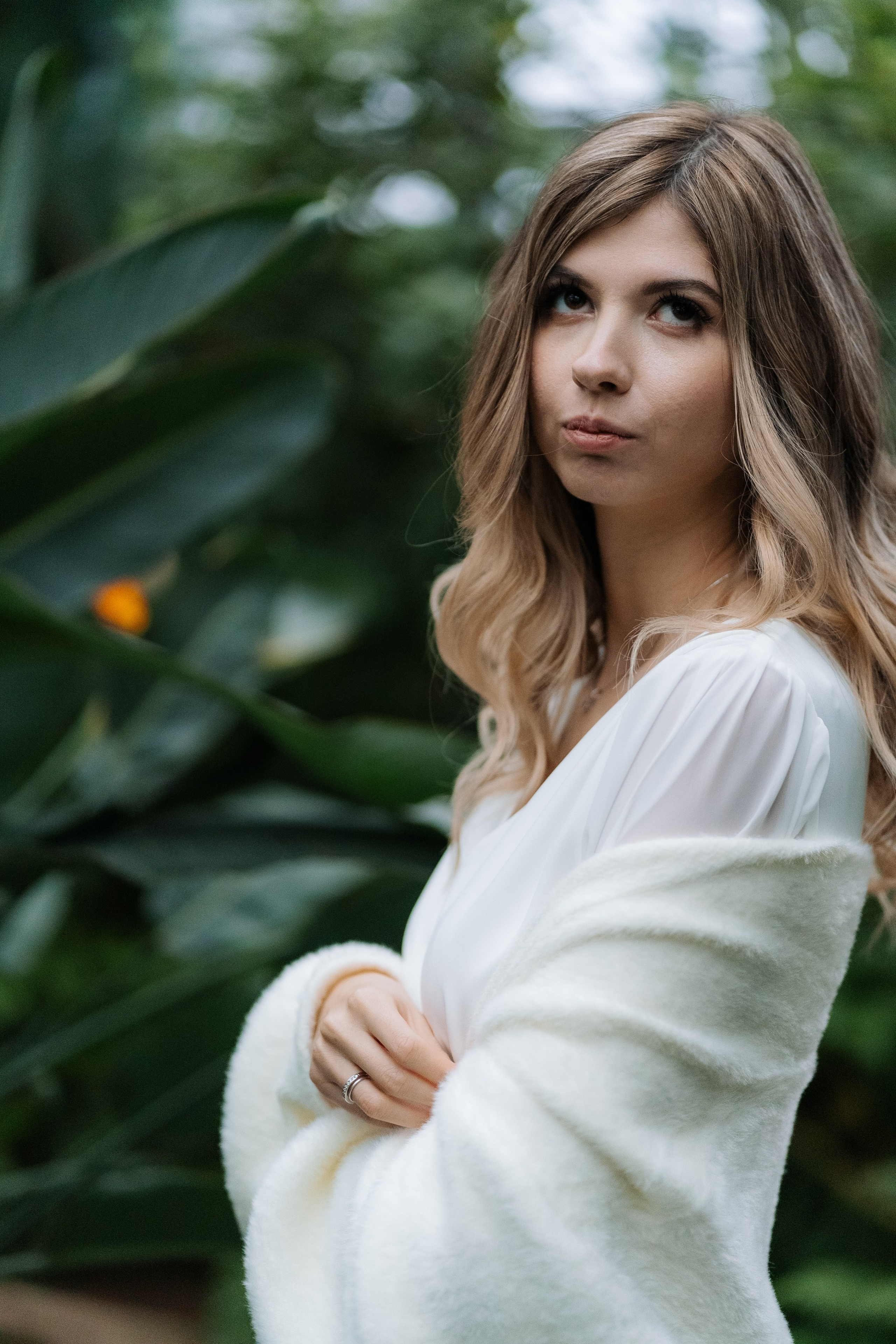 Свадебная фотосессия в оранжерее, Москва. Свадебный фотограф в Москве Анна Полушина