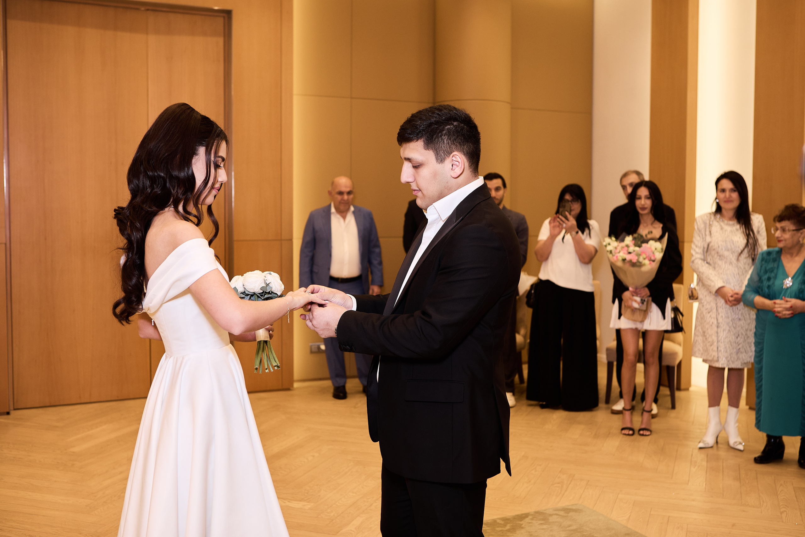 Свадебная прогулка и регистрация Арсена и Марии в Барвихе. Репортажный Фотограф Москва Дарья Лунева