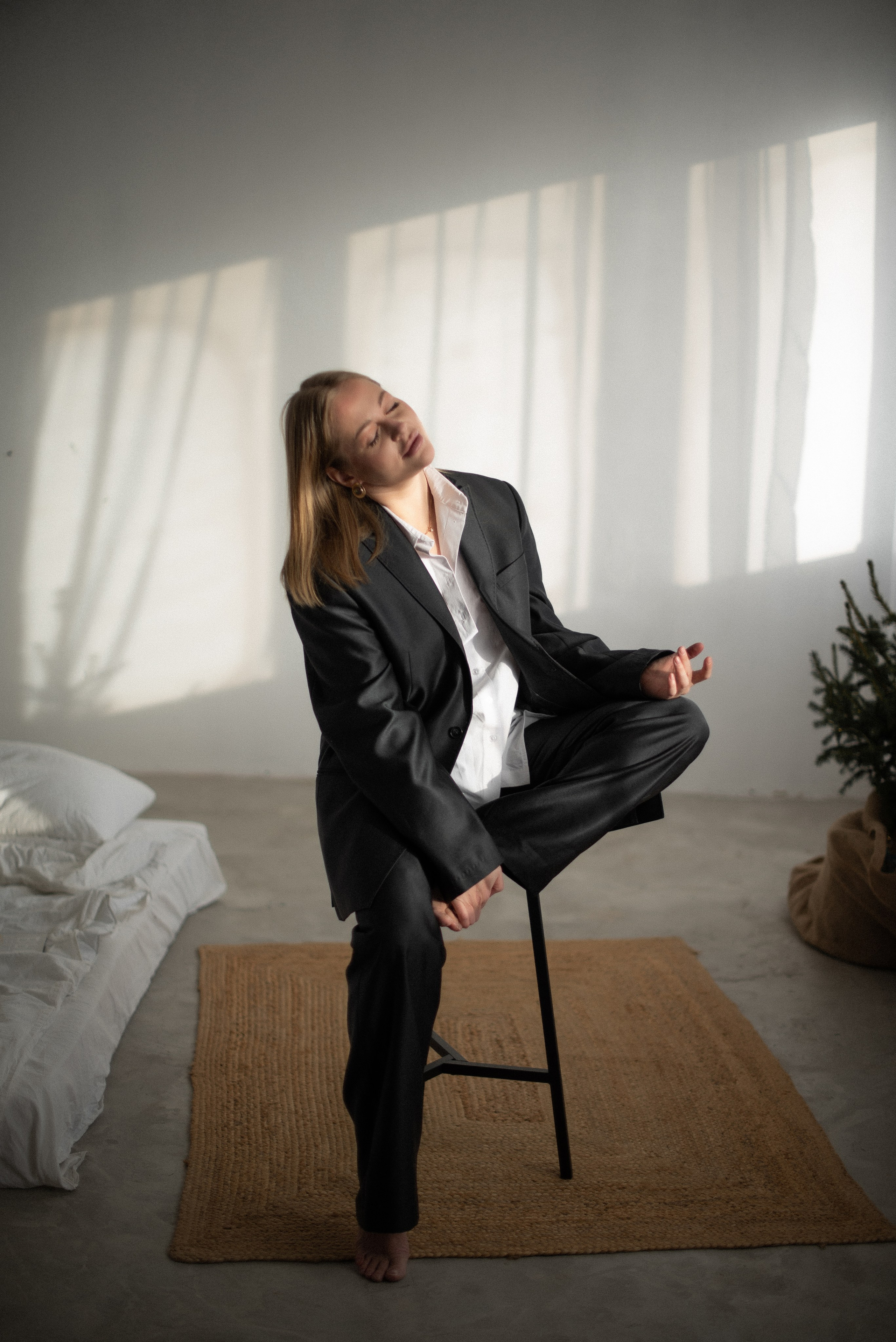 Портретная фотосессия для Елизаветы – элегантность и стиль. Свадебный фотограф в Миассе Татьяна Ружникова