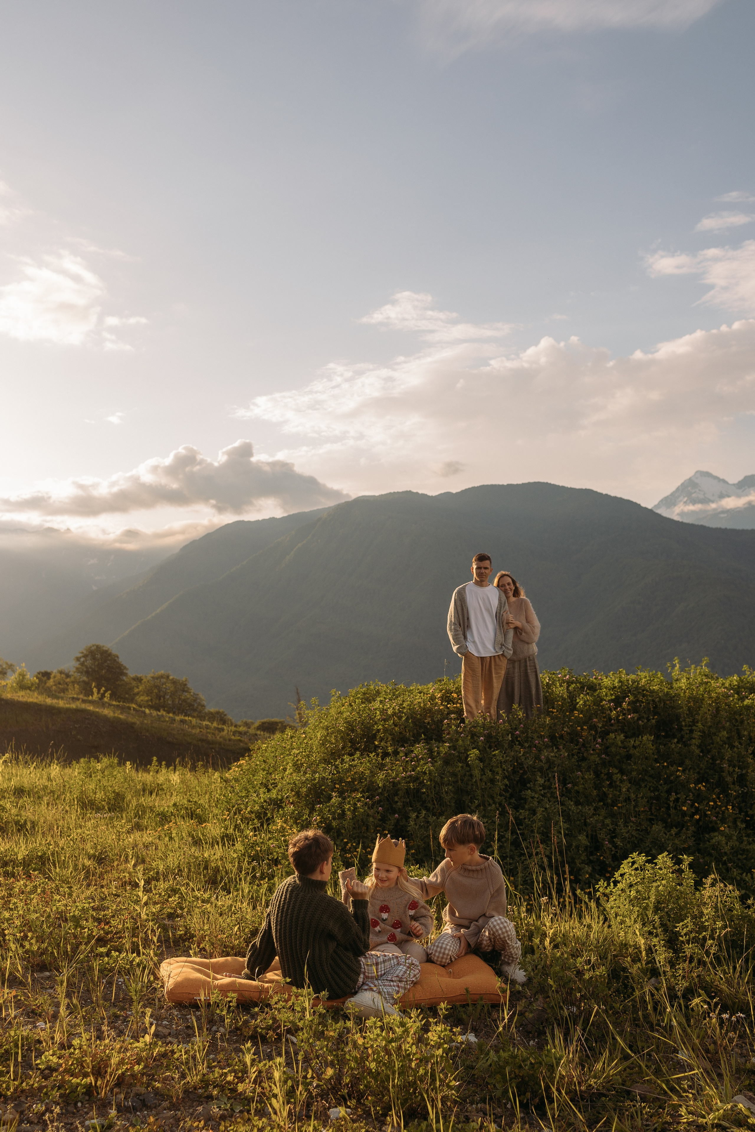 Юлия, Сергей, Остап, Степа и Ева. Семейный фотограф Александра Тарасова