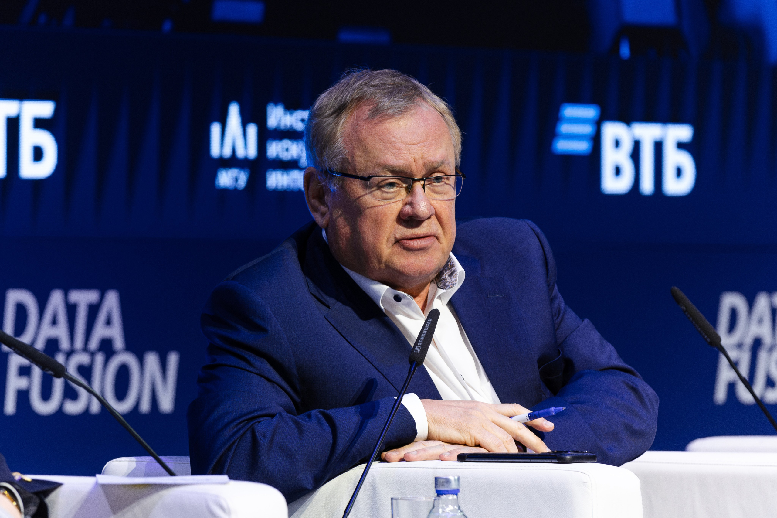 Data Fusion. Свадебный репортажный фотограф в Москве