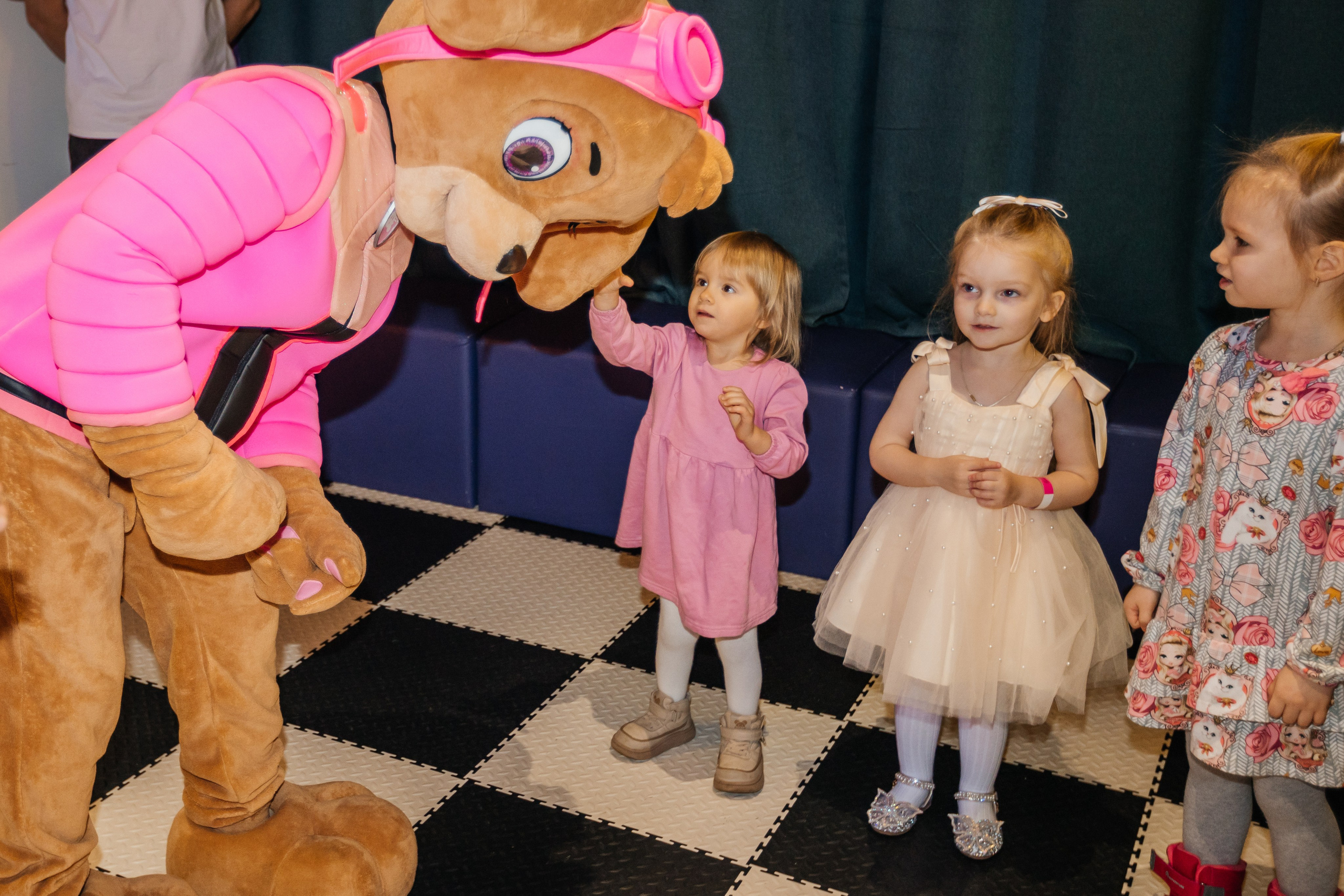 Детские праздники. Фотограф в Сочи. Свадебная видеосъемка Сочи