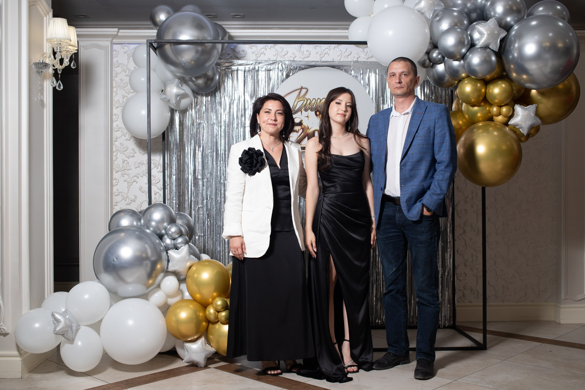 Выпускной 9-й класс. Репортажный, промышленный и маркетплейс-фотограф Дмитрий Чернат