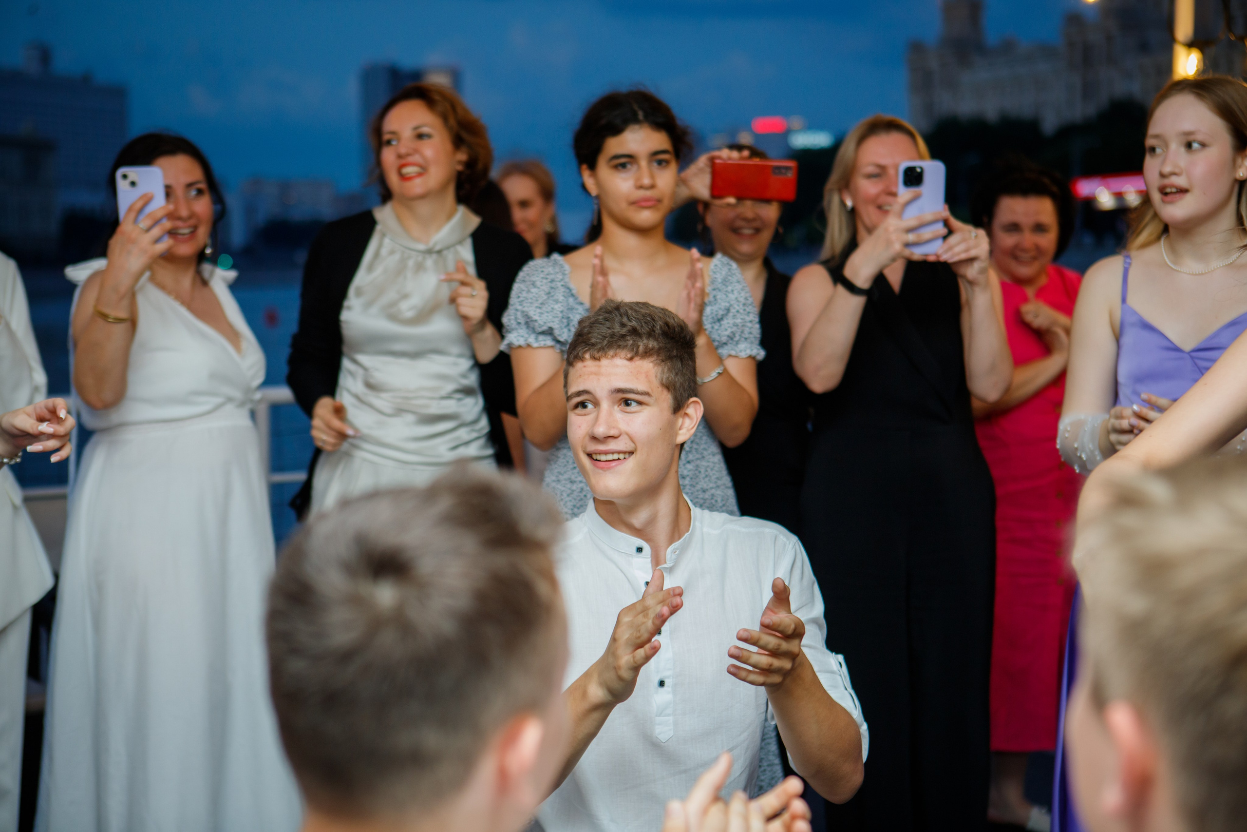 9 класс / Гимназия № 1558 имени Росалии де Кастро / Выпускной. Детский и семейный фотограф Мария Киселёва. Москва