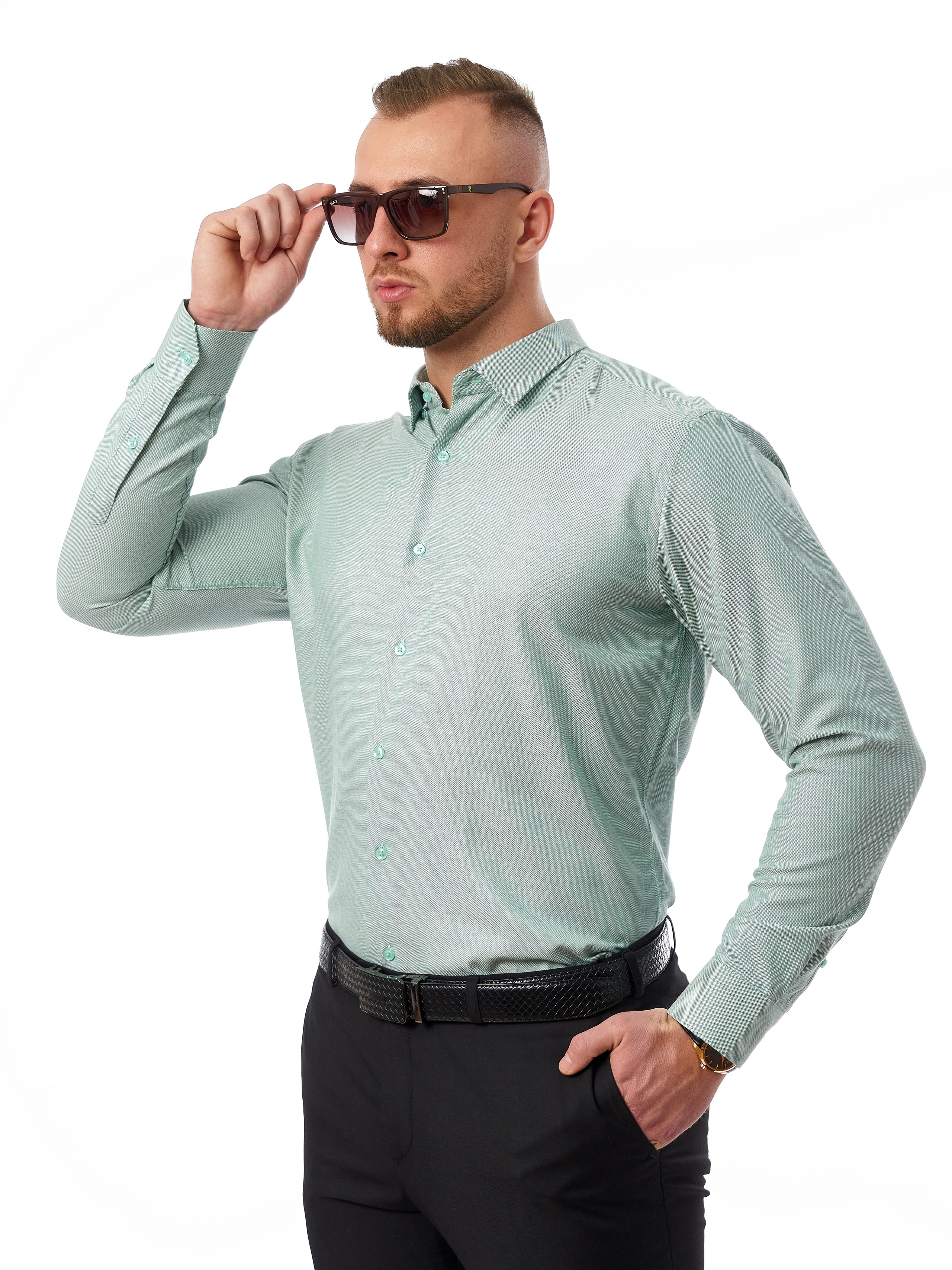 Классические рубашки. Каталожный предметный фотограф