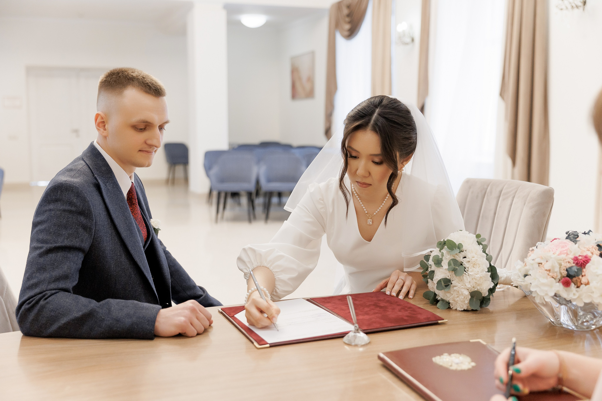 Анонс свадебных фотографий Евгения и Саглары. Свадебный фотограф Домодедово Москва Катерина Алехина