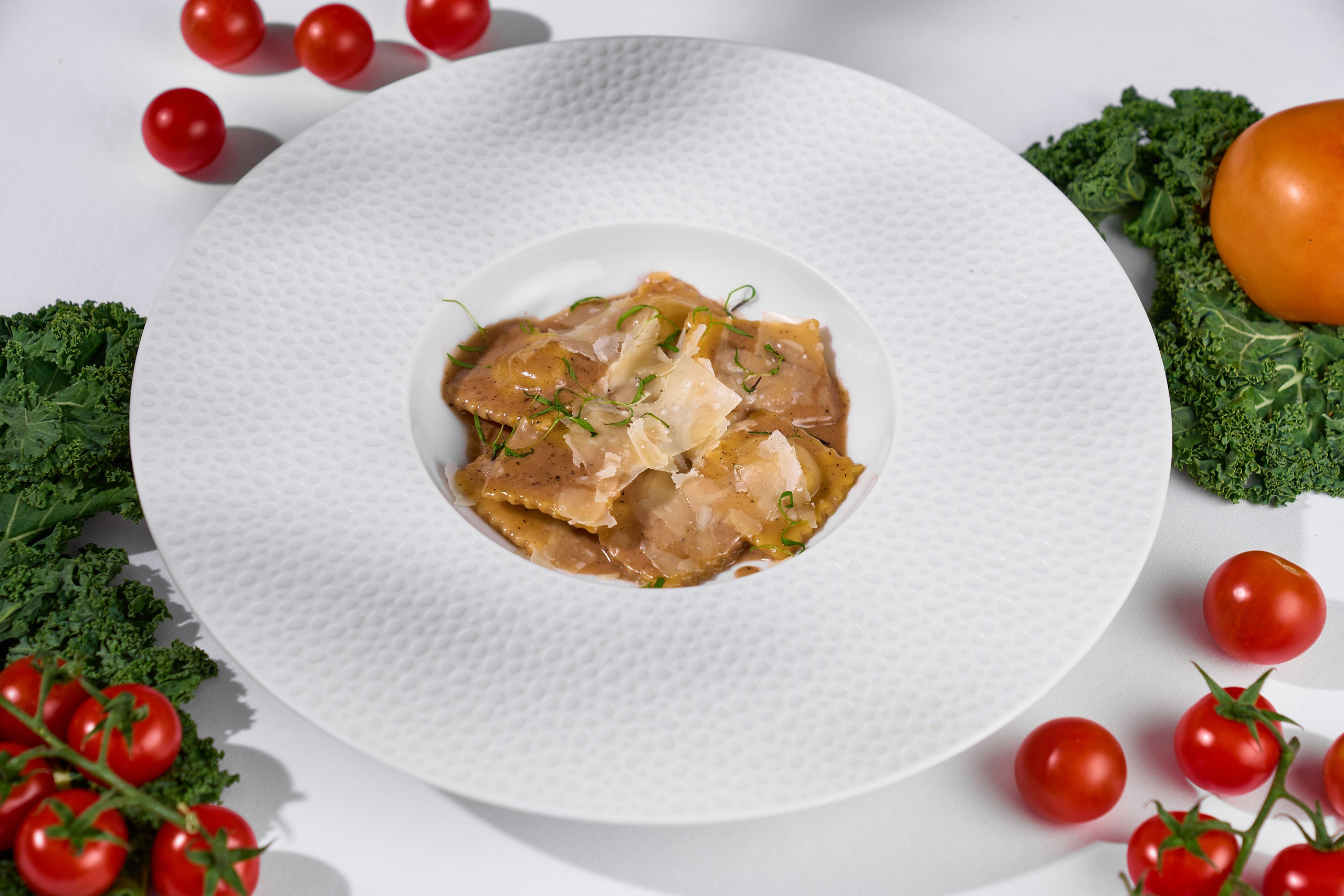 COSMOS ITALY — СЪЕМКА МЕНЮ