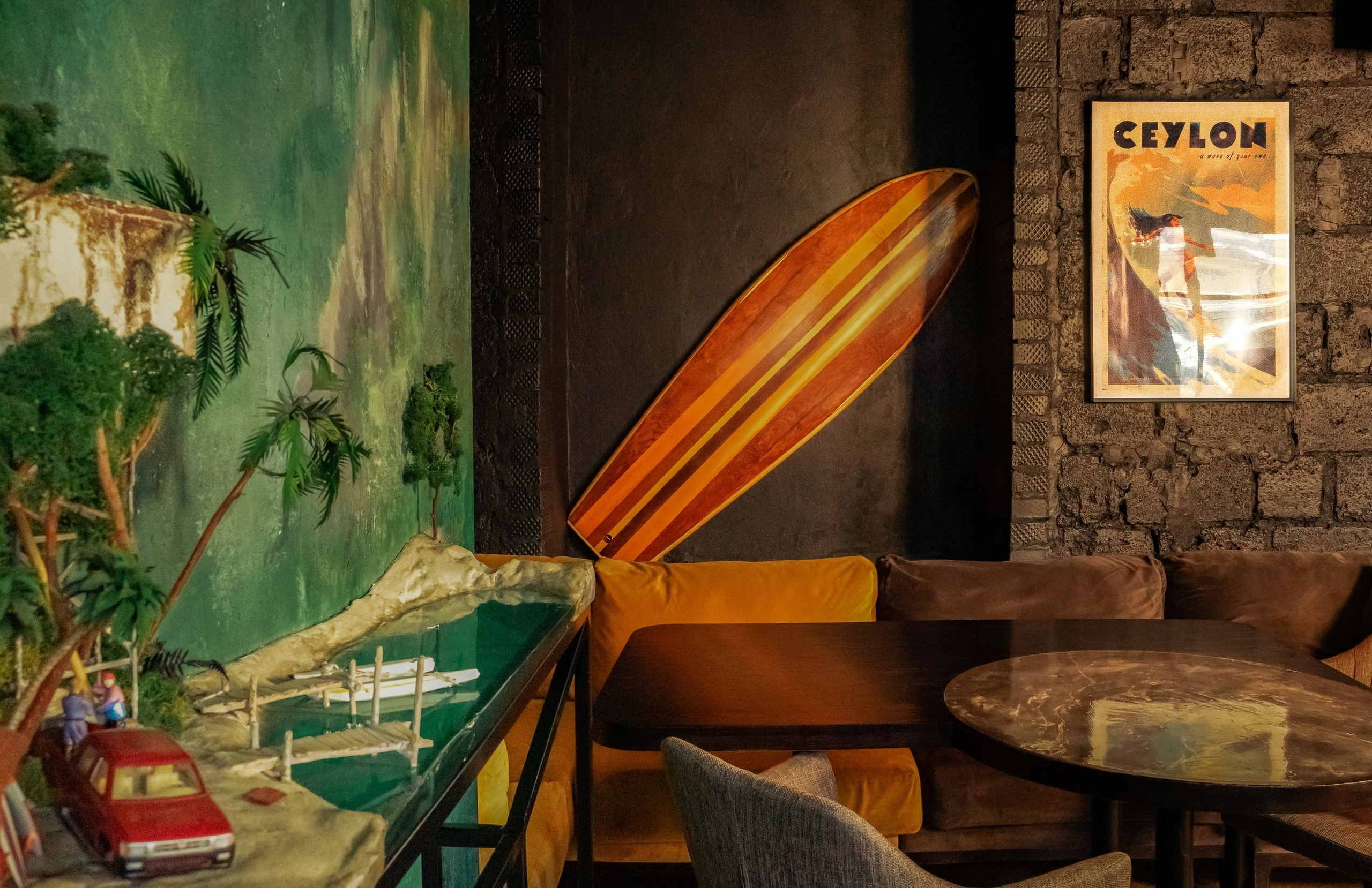 Дизайн бара, кальянная, отдых, релакс, камерная обстановка, атмосфера уюта, вкусная еда, комфорт, друзья