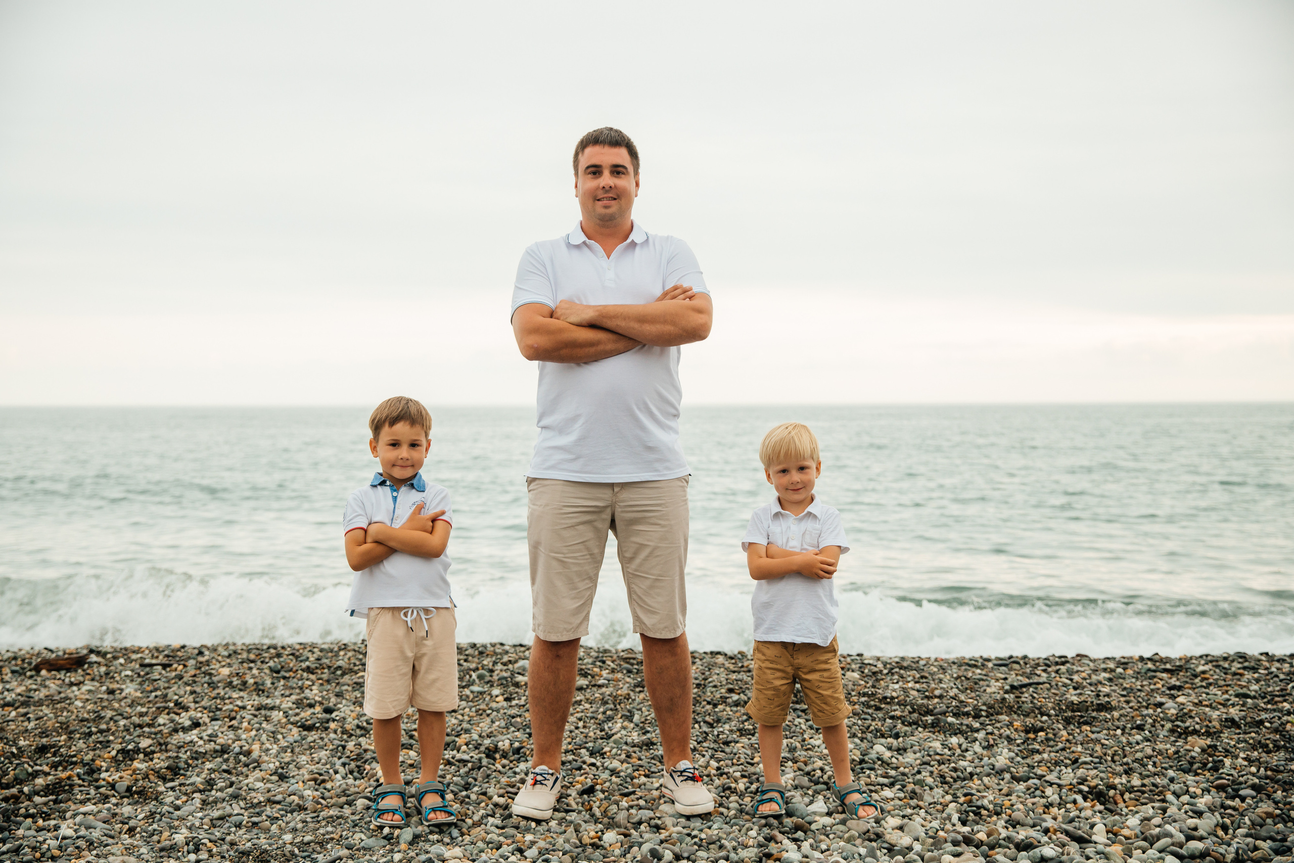 Дмитрий, Влада и дети у моря. Фотограф в Сочи. Свадебная видеосъемка Сочи