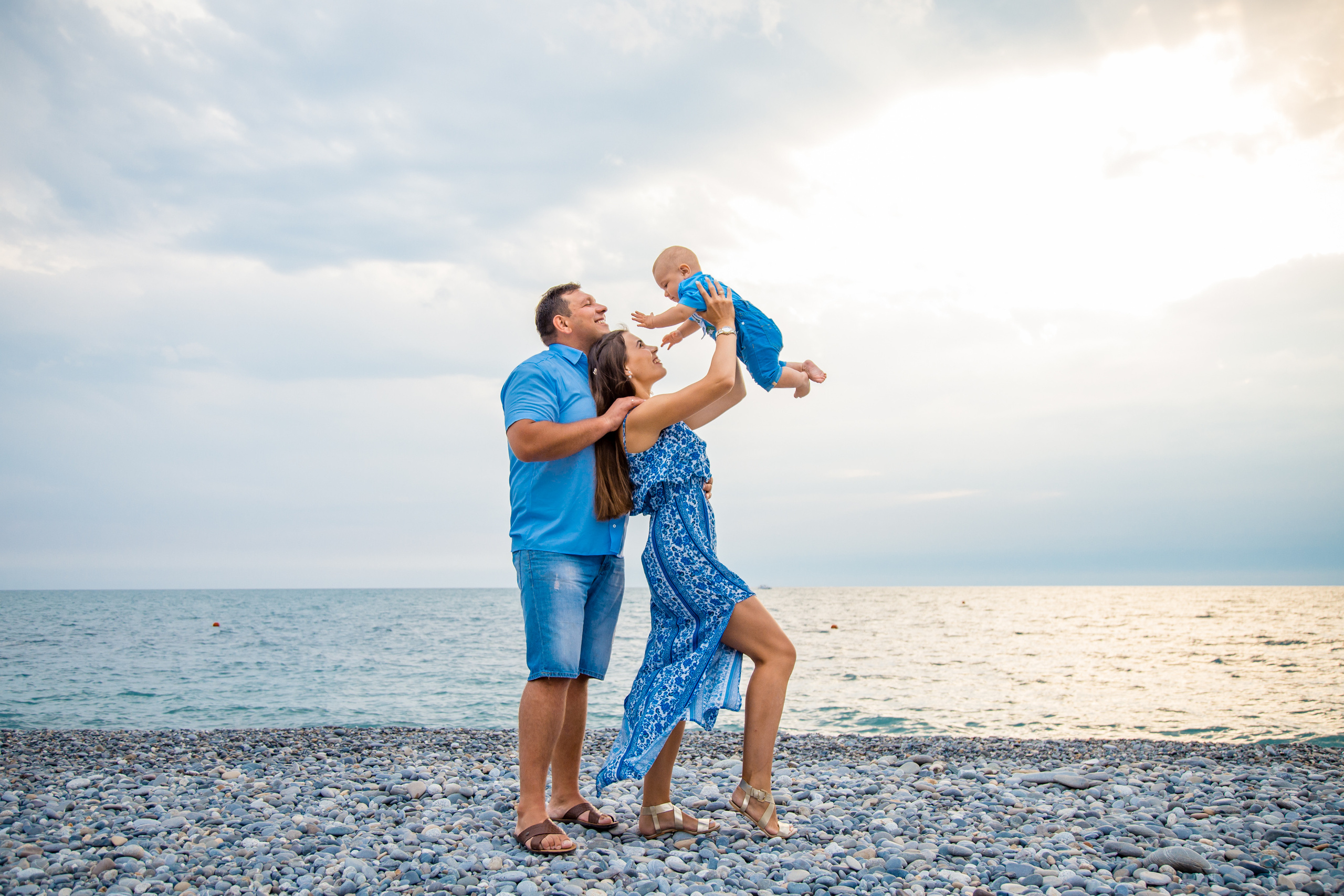 Светлана, Семен и Мирон в Лоо. Фотограф в Сочи. Свадебная видеосъемка Сочи