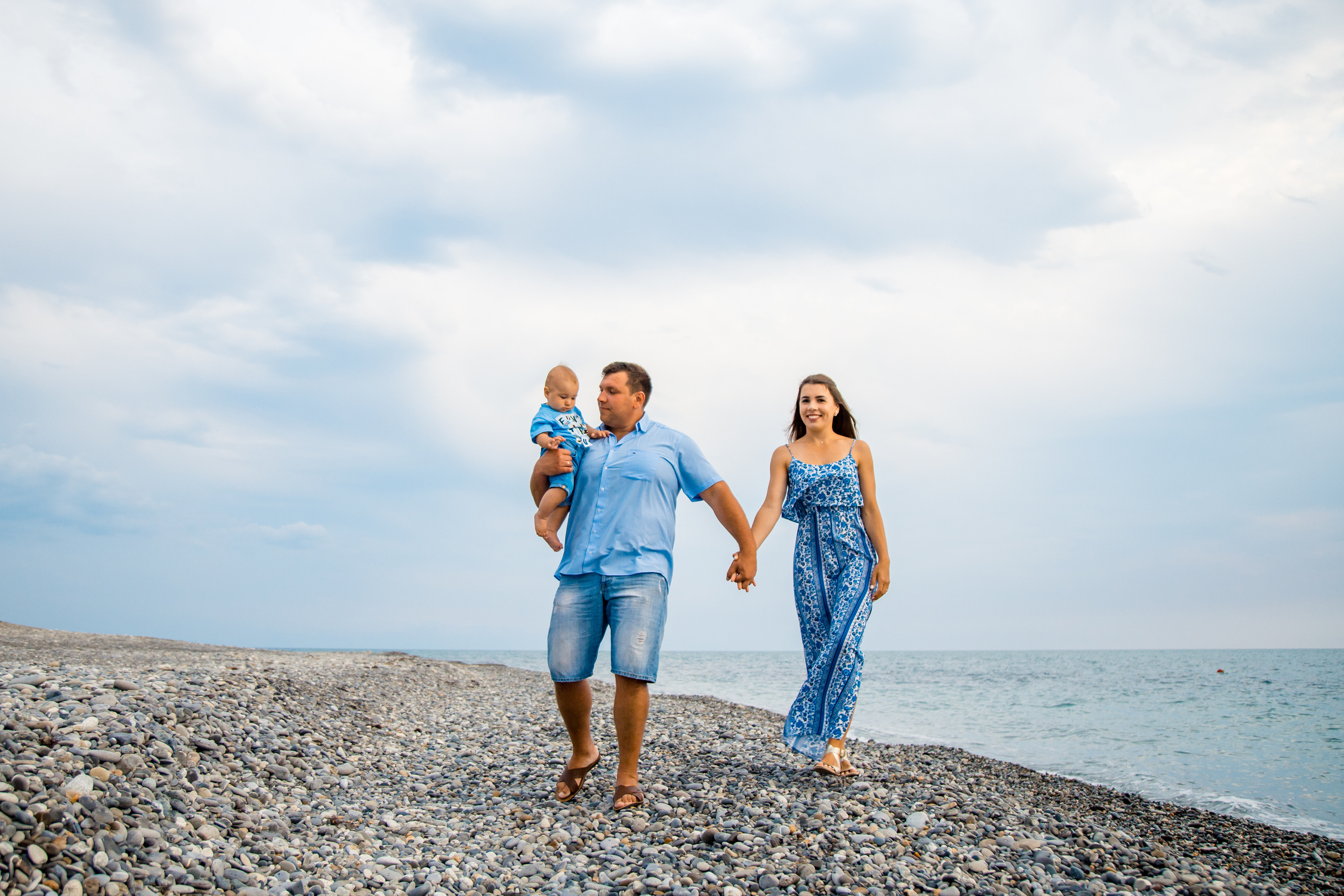 Светлана, Семен и Мирон в Лоо. Фотограф в Сочи. Свадебная видеосъемка Сочи
