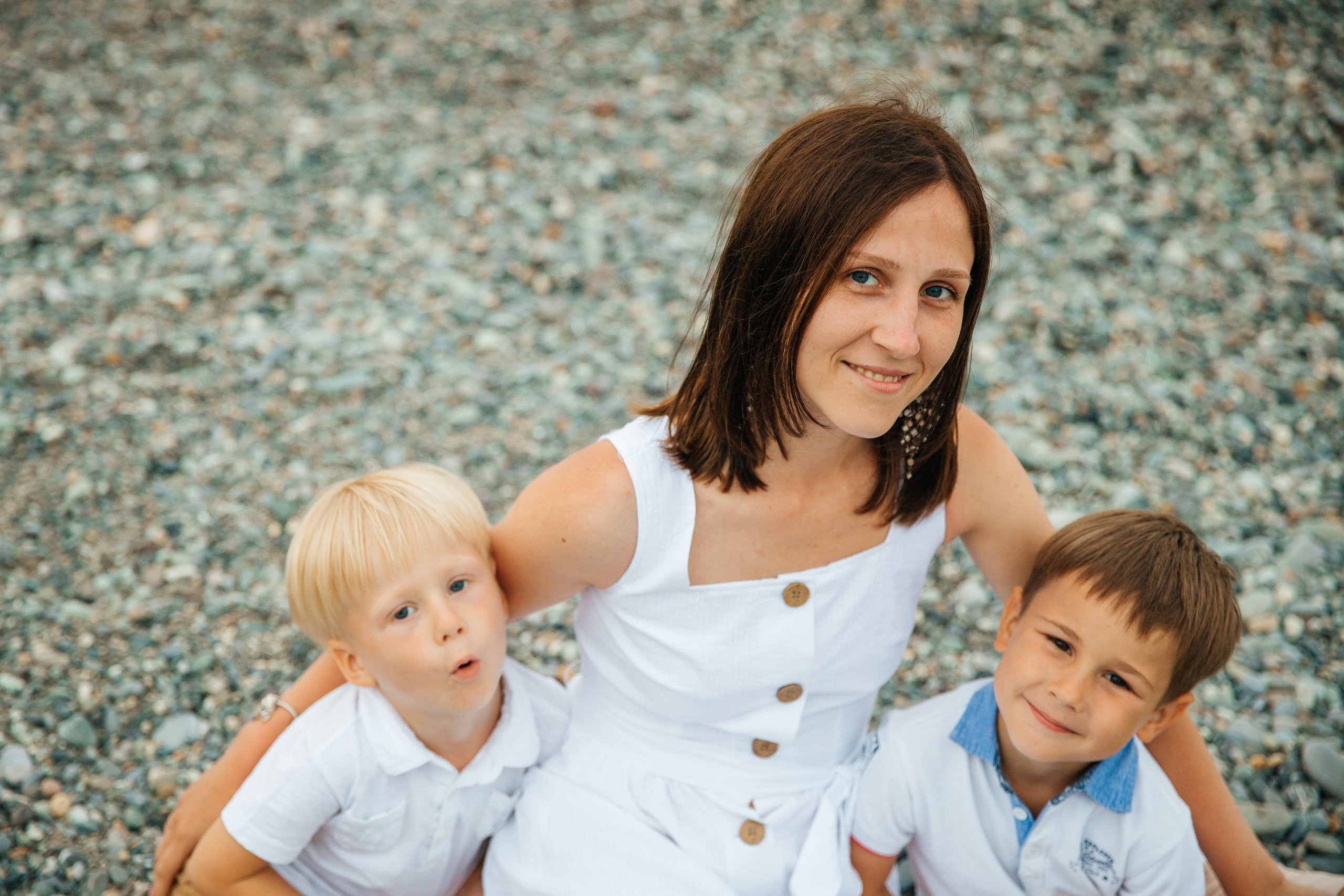 Дмитрий, Влада и дети у моря. Фотограф в Сочи. Свадебная видеосъемка Сочи