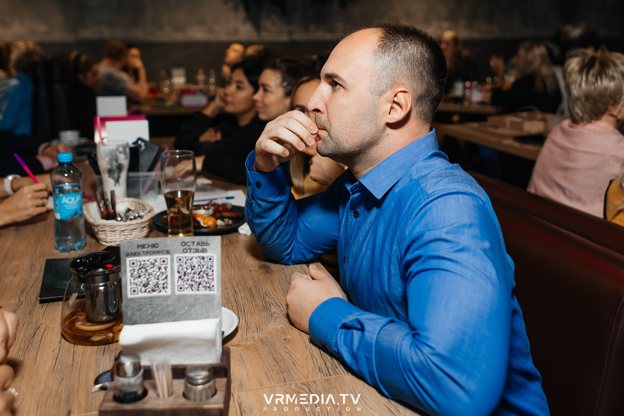 WoW QuiZ в баре «Друзья»