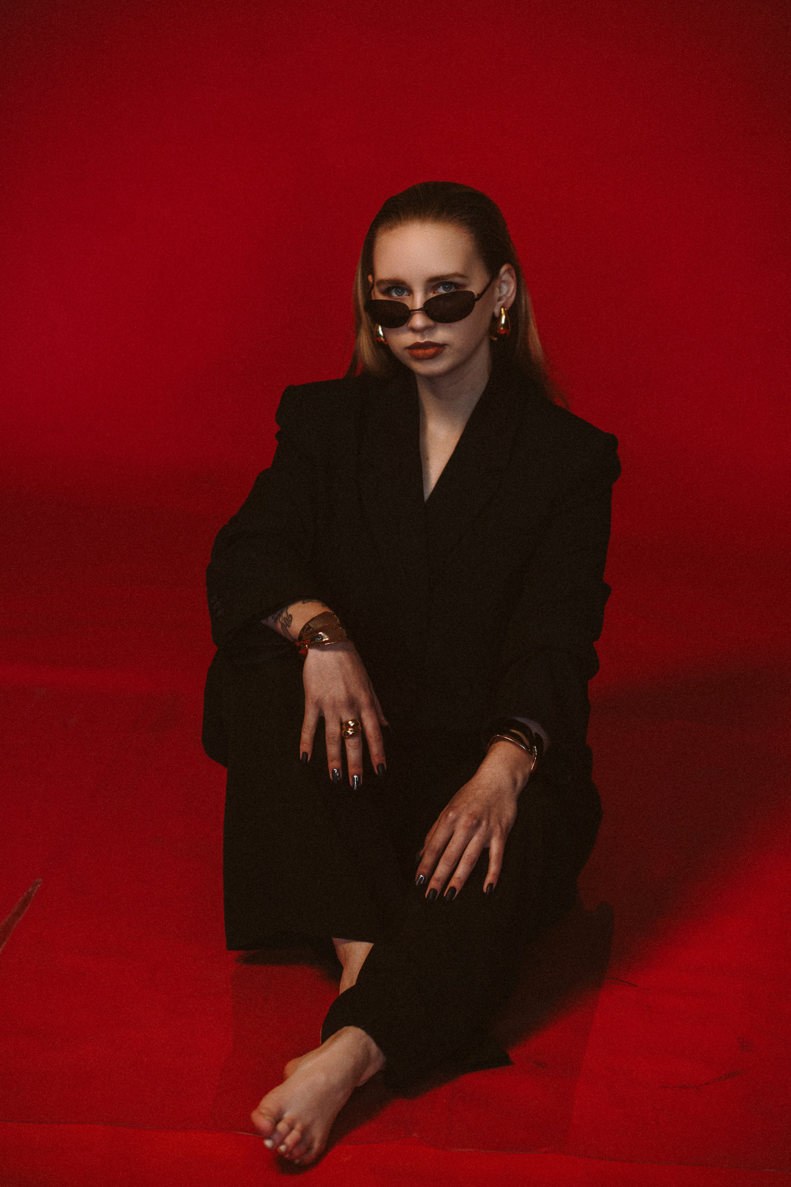 Арина на красном. Семейный фотограф в Вышнем Волочке — Ульяна Иванова | Фотосессии для всей семьи