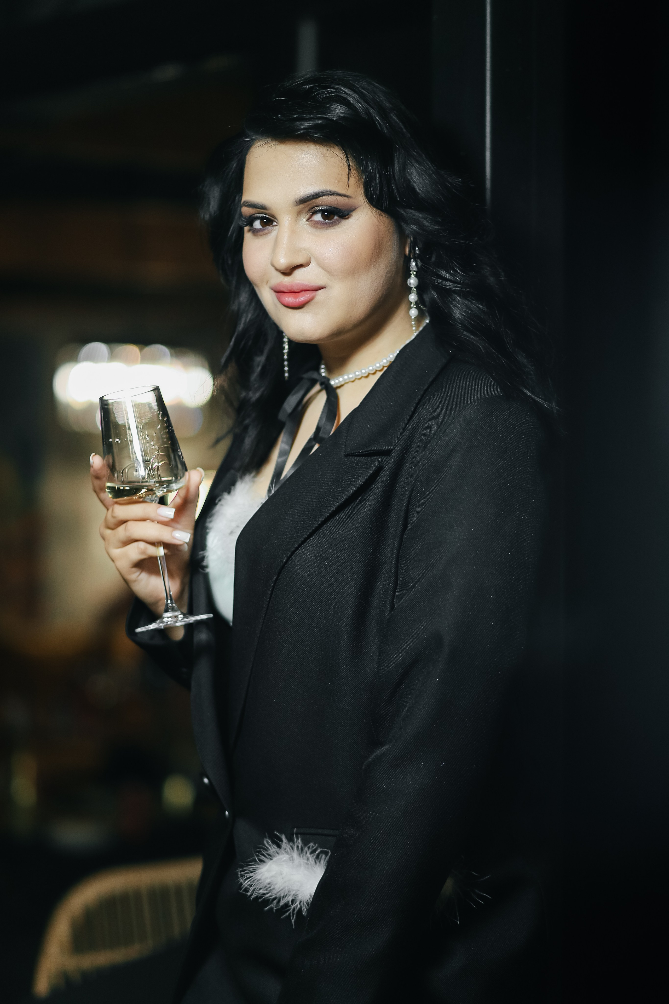 25.Диана и гости