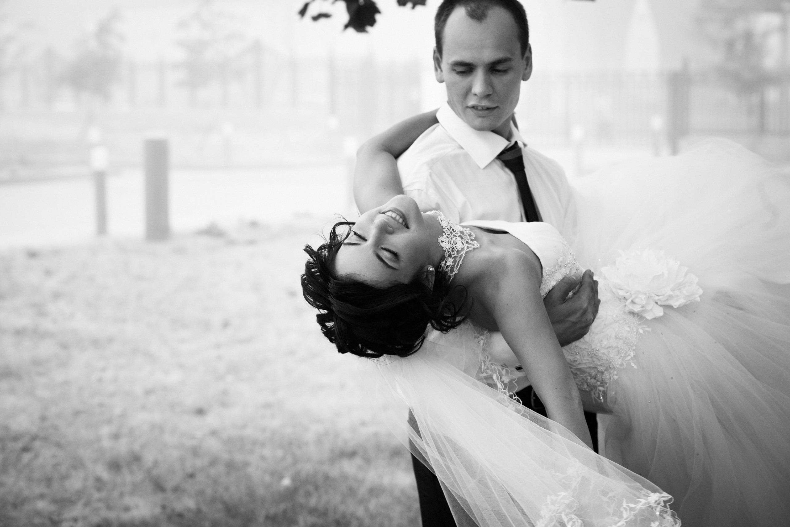 Свадебная съемка в тумане. Фотографы в Москве Светлана Устинова и Сергей Грачев