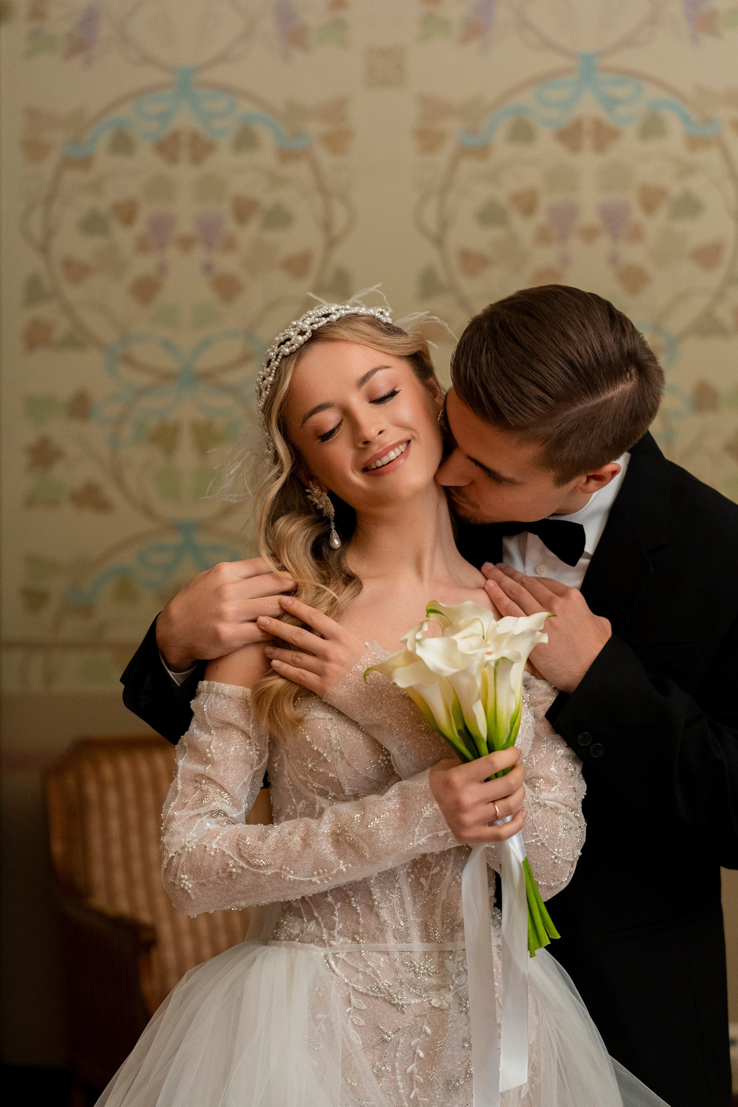 Свадебная фотосессия в отеле Метрополь. Свадебный фотограф в Москве Анна Полушина