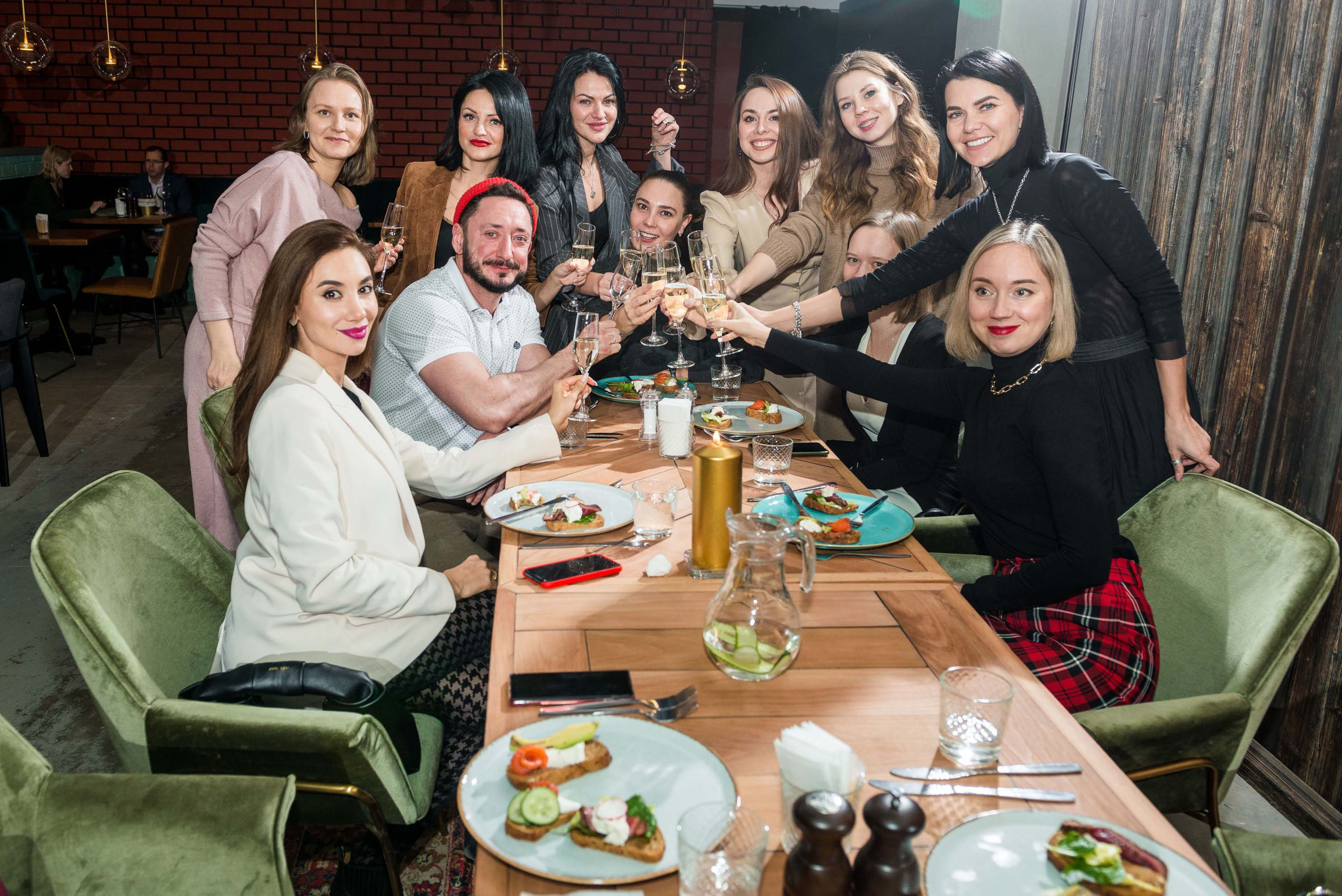 Гастротур 2020. Свадебный фотограф на Урале Виктор Соколов