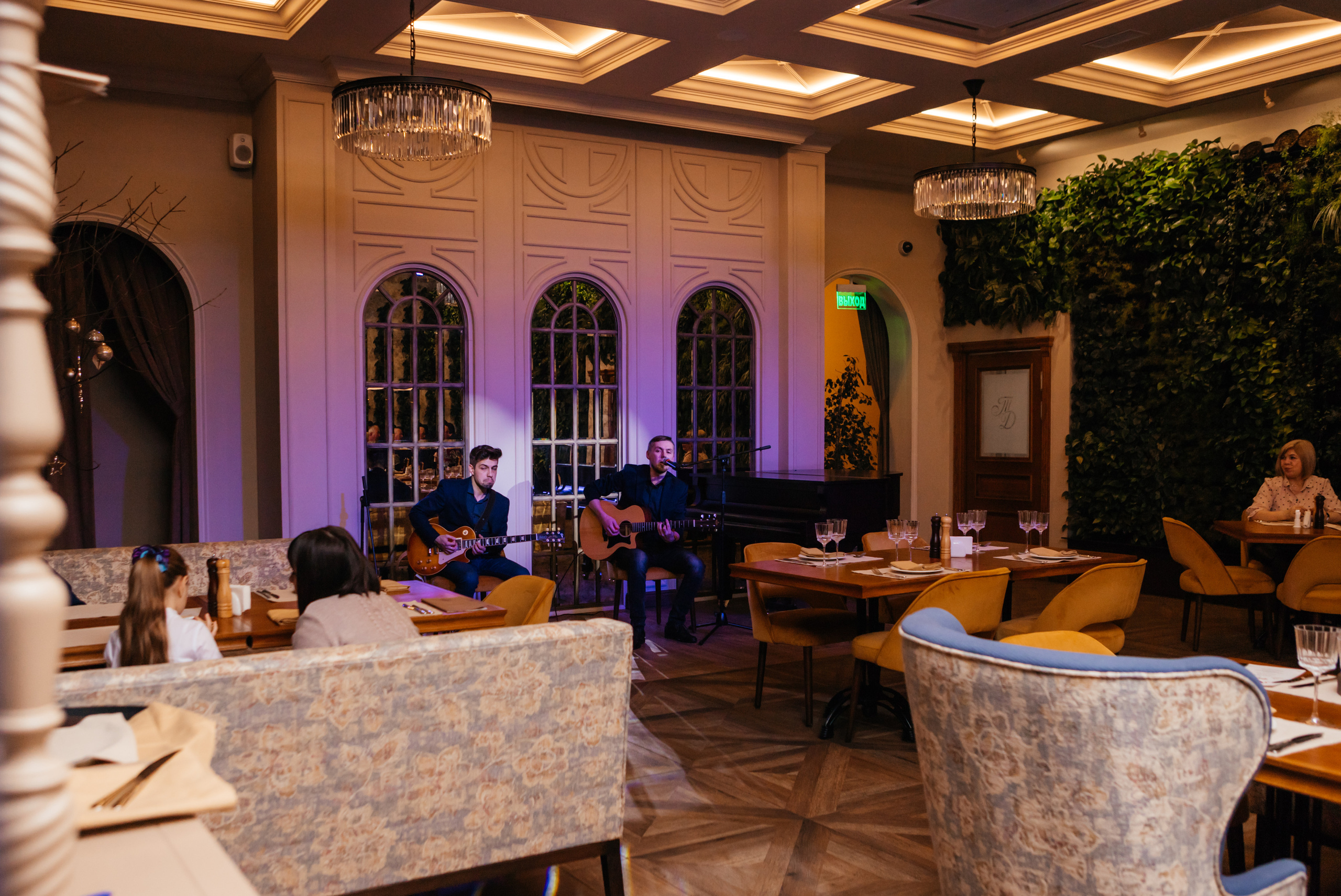 Музыкальный вечер Тулинов дом. Свадебный и семейный фотограф в Воронеже Катя Фишка