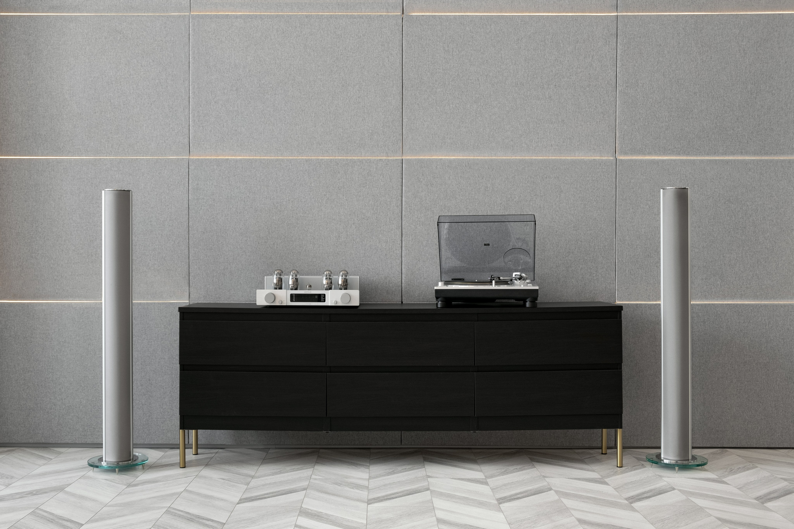 Аудиосистемы и музыкальные колонки. Сайт предметного фотографа Белоусовой Анны