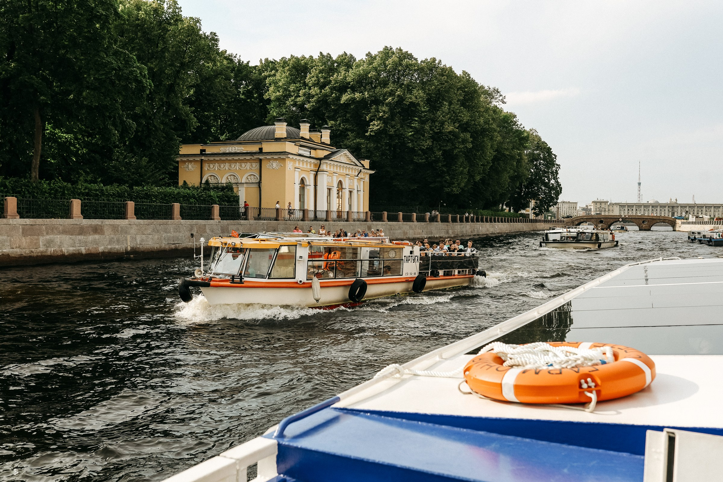 Репортажный фотограф на кораблик Питер