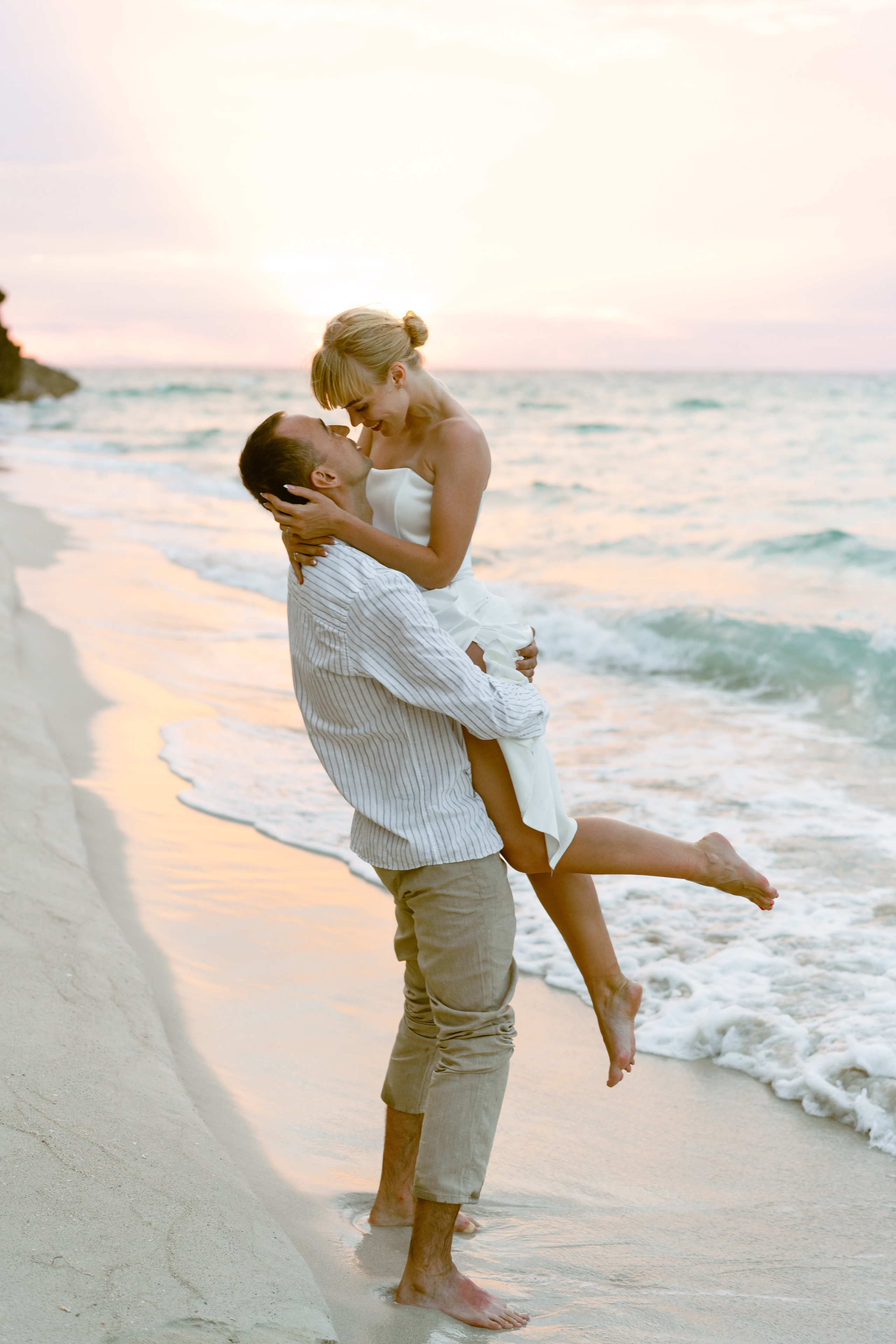 Леонид и Анжелика. Главная