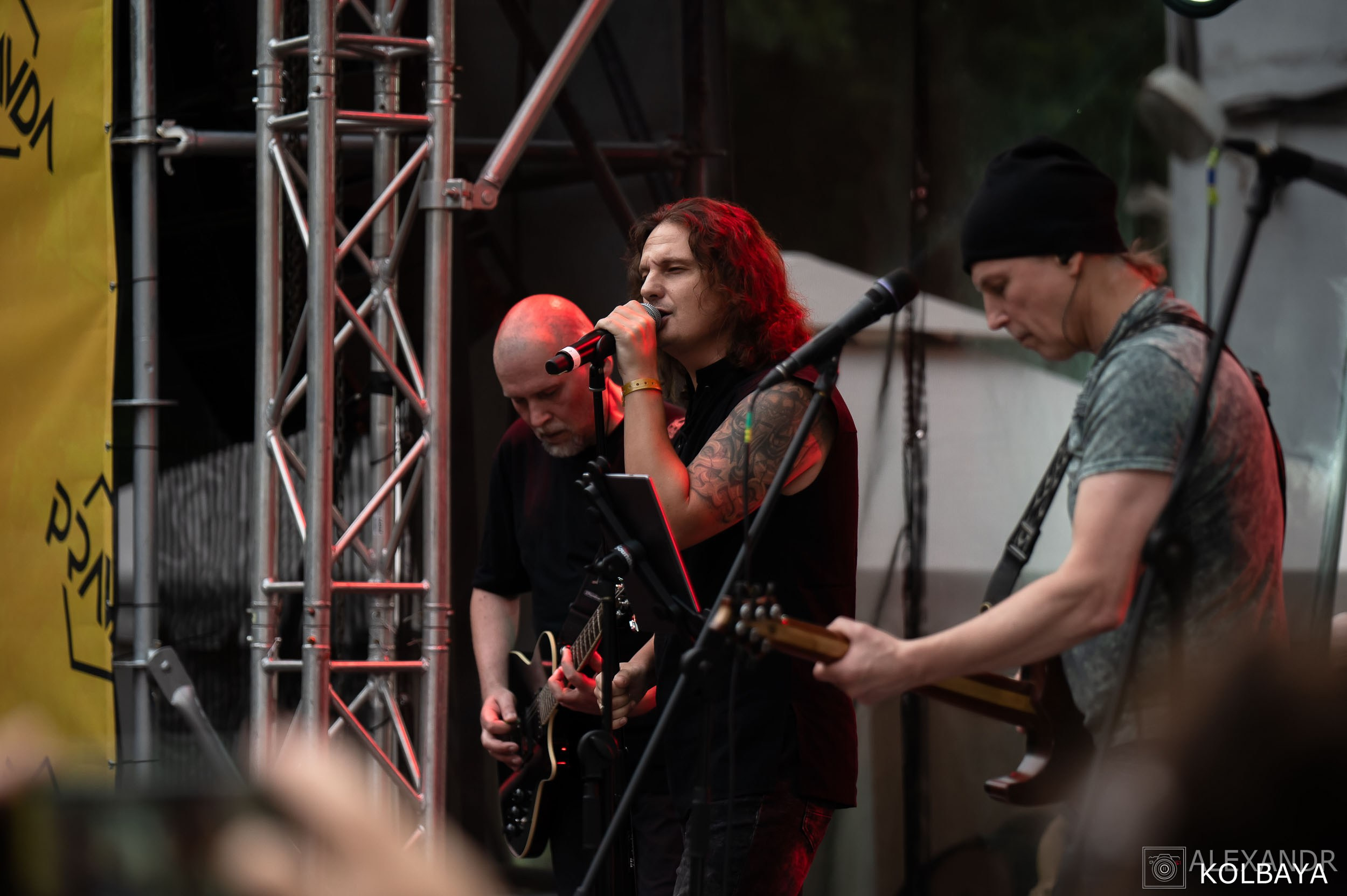 Фоторепортаж с мэшап концерта группы Черный Обелиск 4 июля 2024 года. Концертный и театральный репортажный фотограф в Москве Александр Колбая